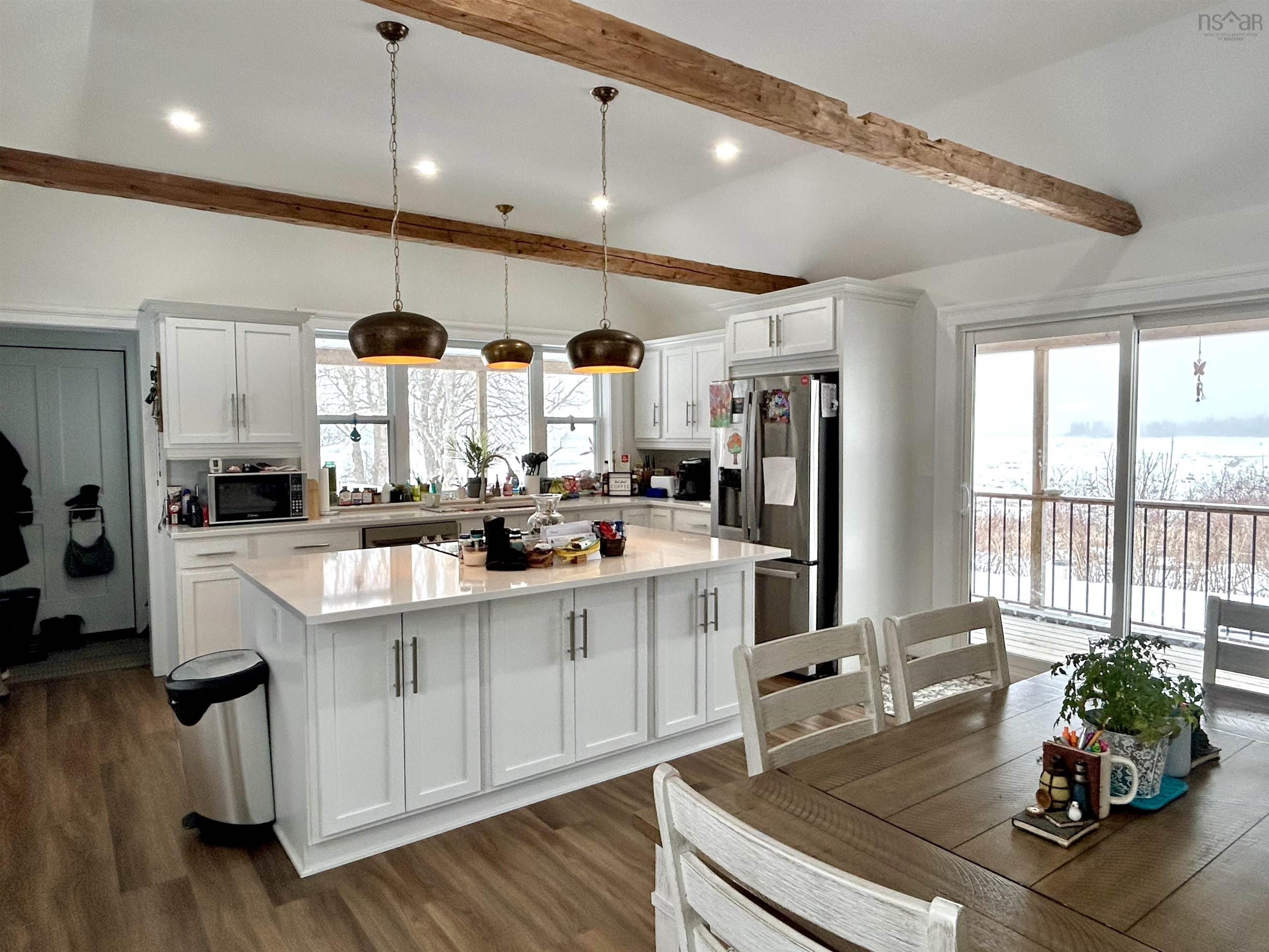 $389,000.00: 2713 Highway 3, Barrington West