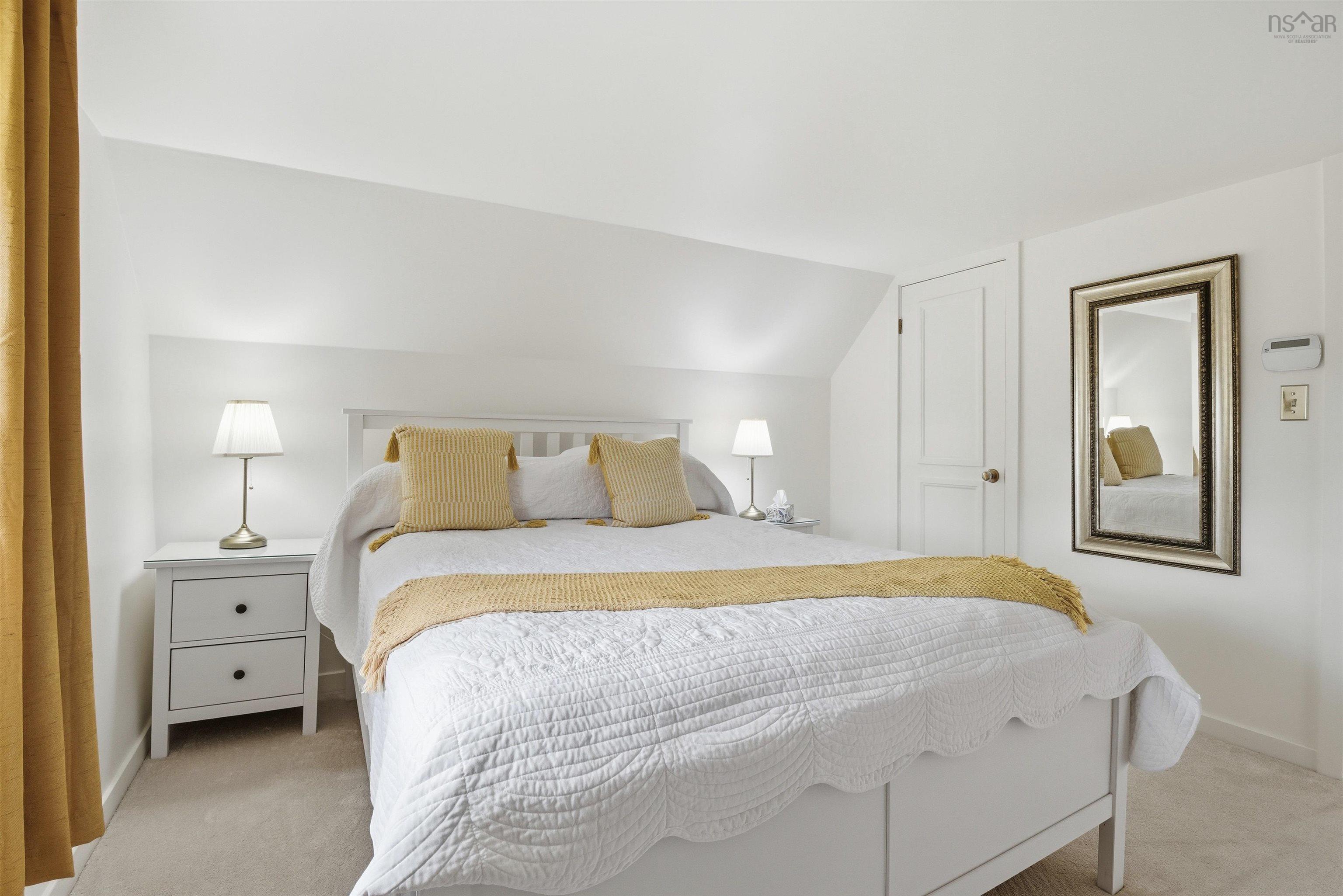 $669,900.00: 2151 Highway 1, Auburn