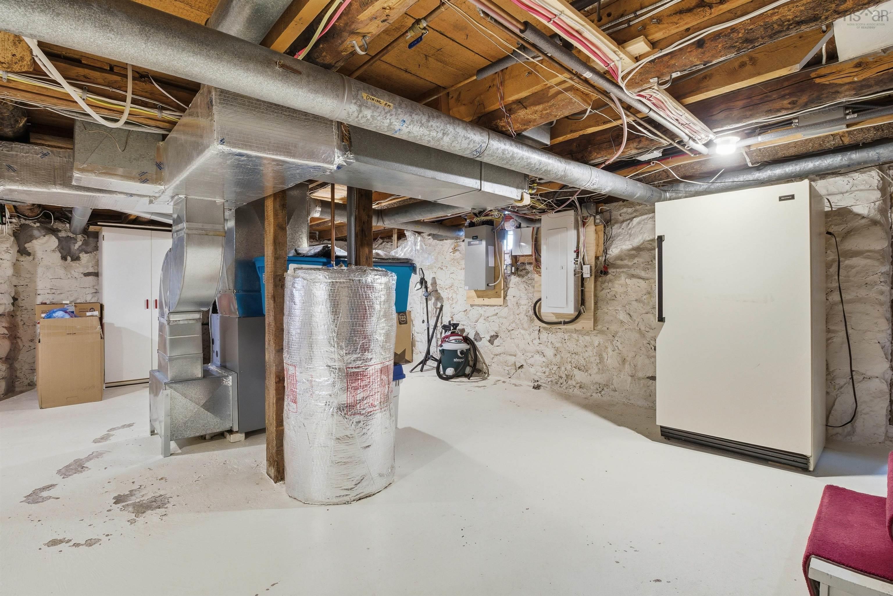 $669,900.00: 2151 Highway 1, Auburn