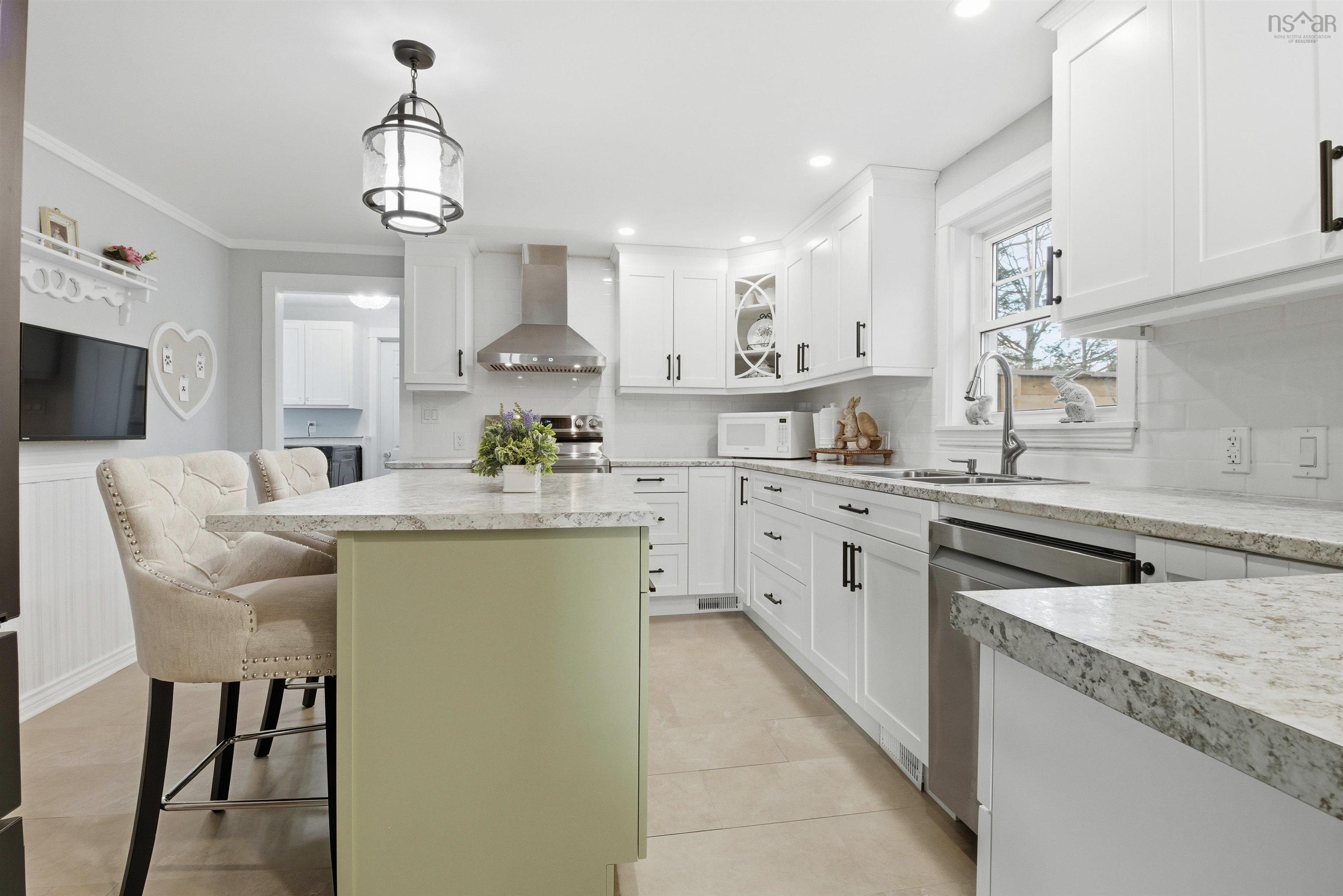 $669,900.00: 2151 Highway 1, Auburn