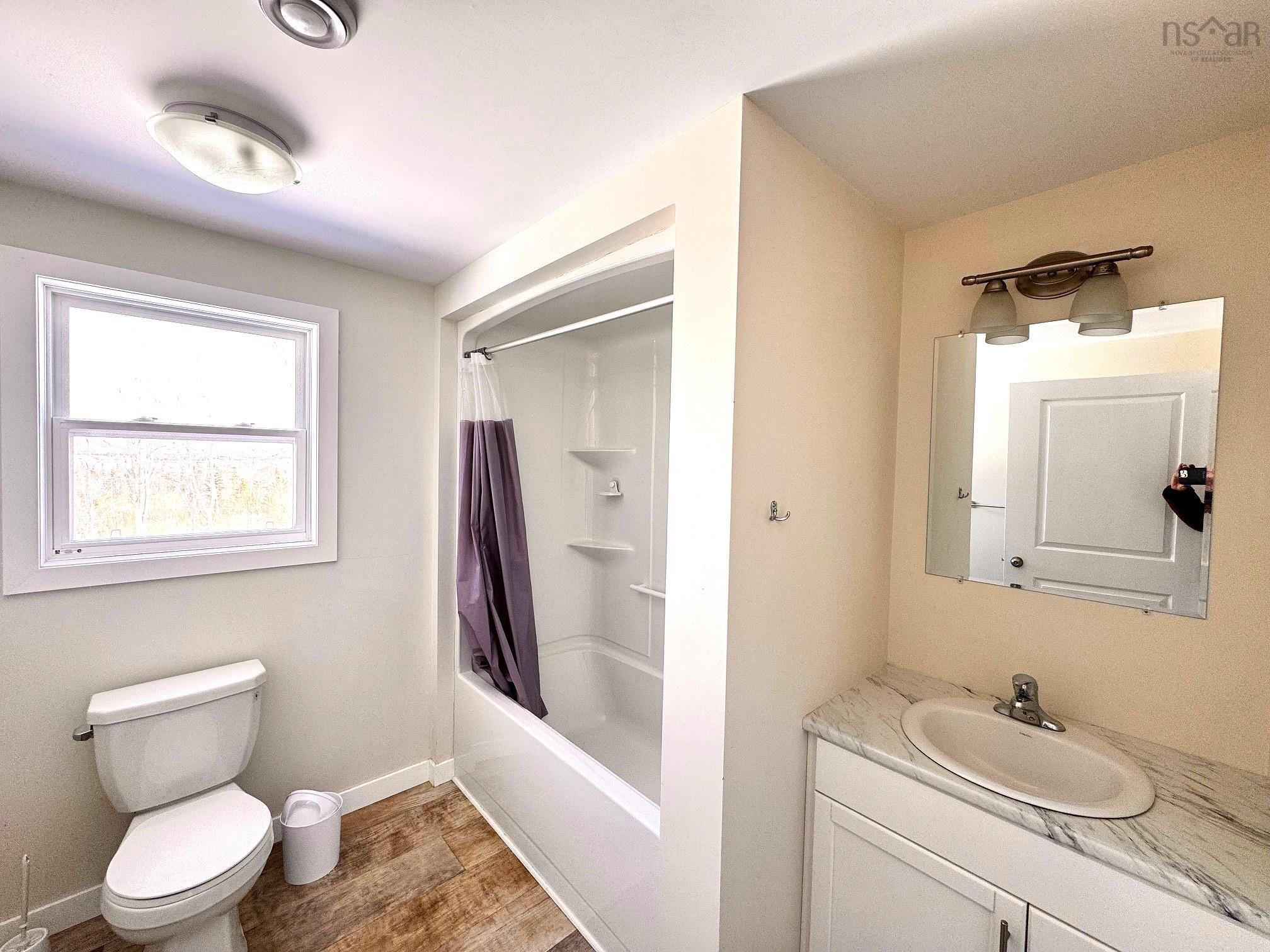 $329,000.00: 62 Mash Lane, West Bay