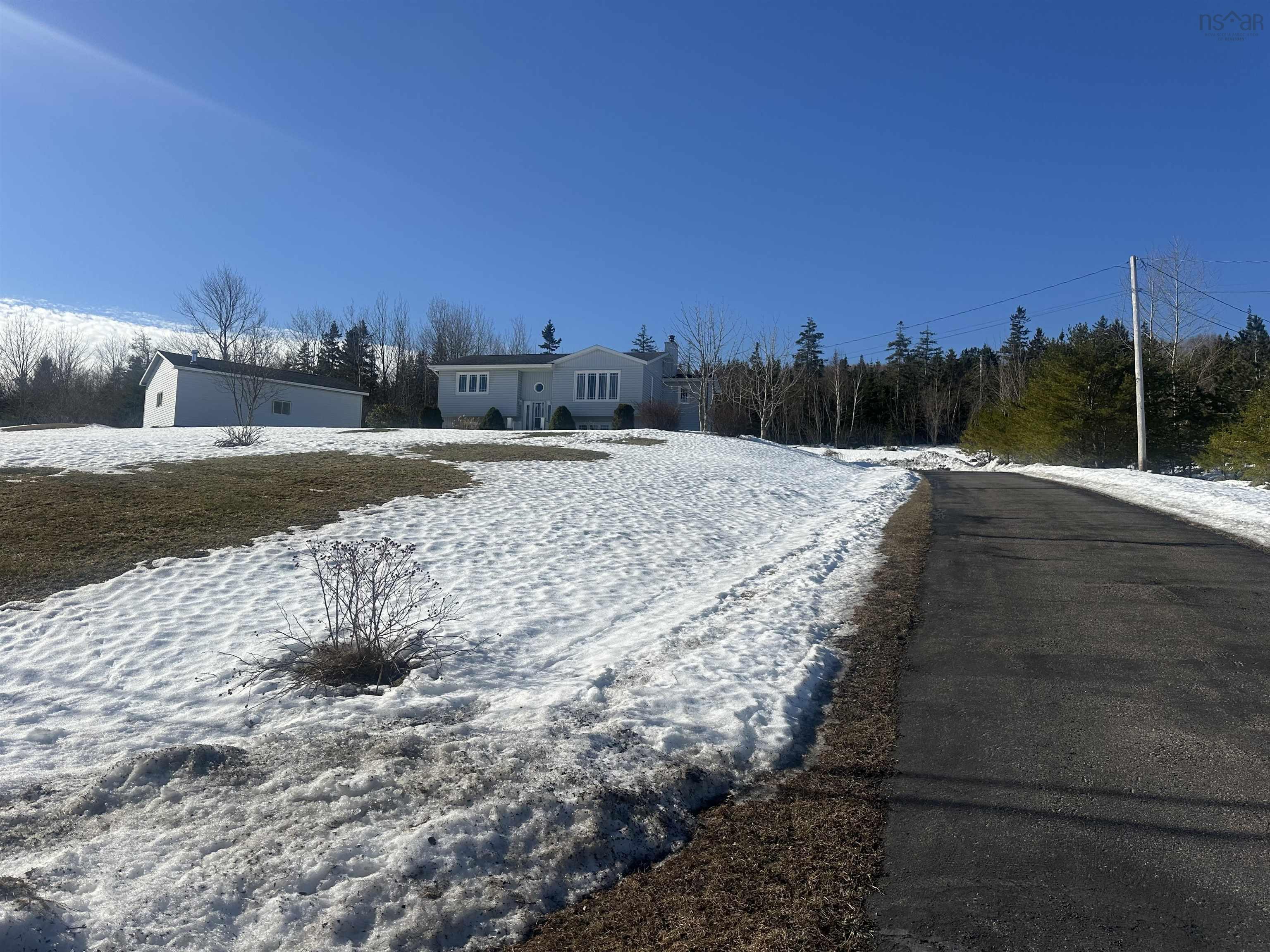 $359,000.00: 13864 Highway 4, Aulds Cove