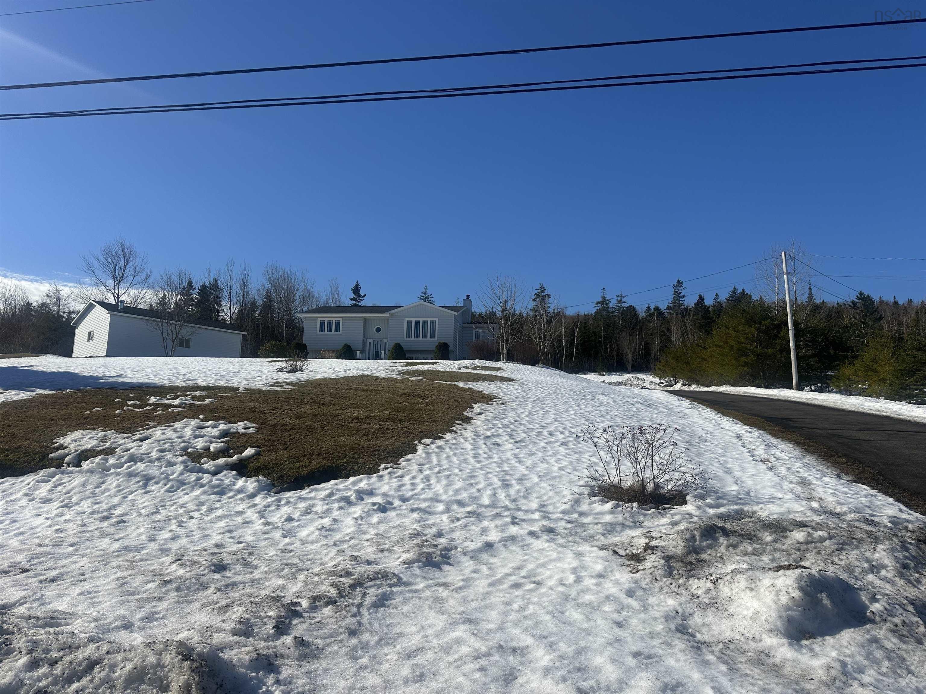 $359,000.00: 13864 Highway 4, Aulds Cove
