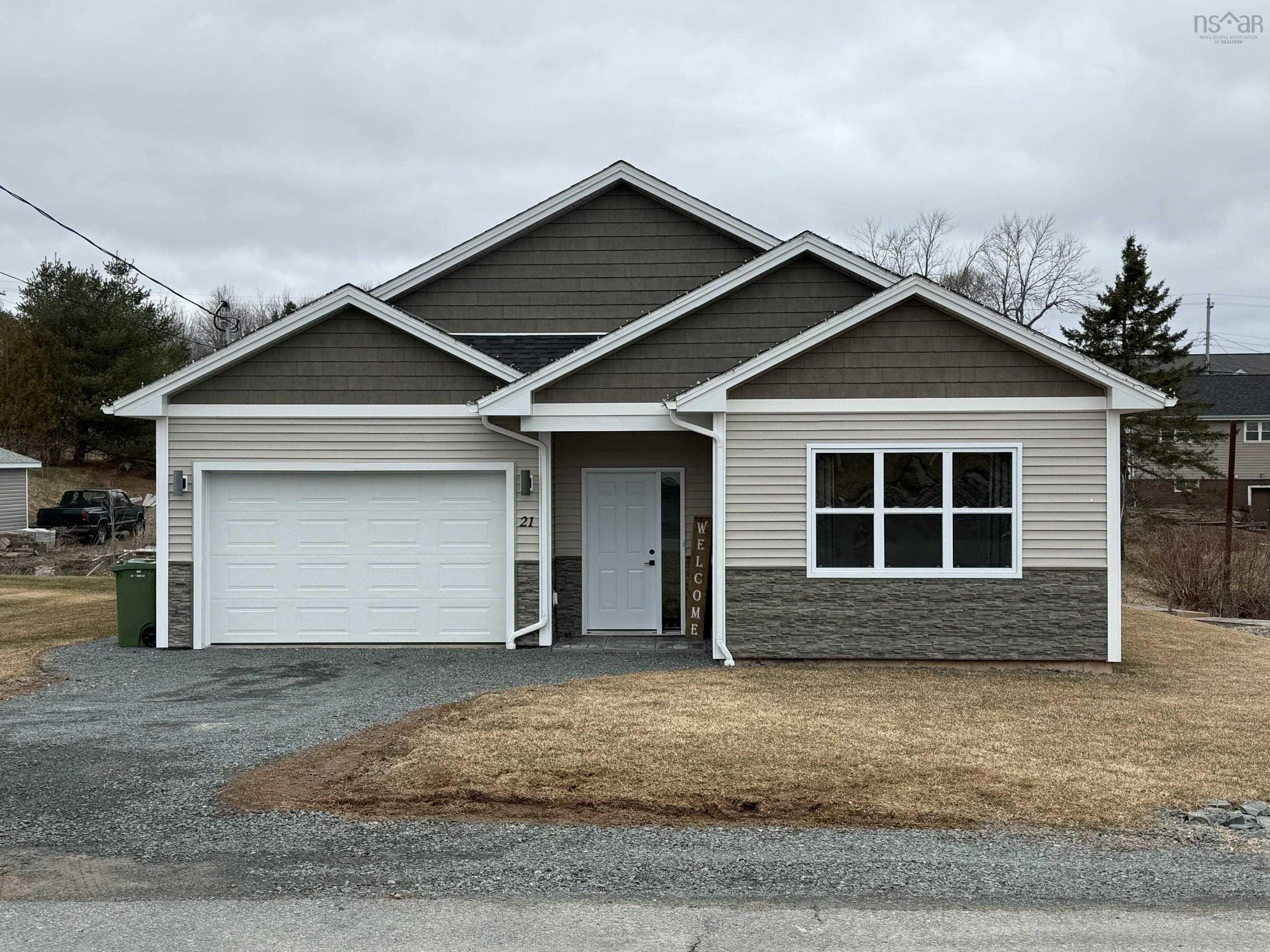 $499,900.00: 21 Ridge Avenue, Stewiacke