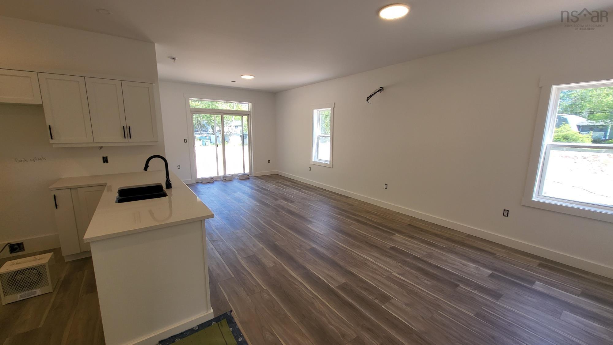 $399,900.00: 1437 Princess Crescent, Coldbrook