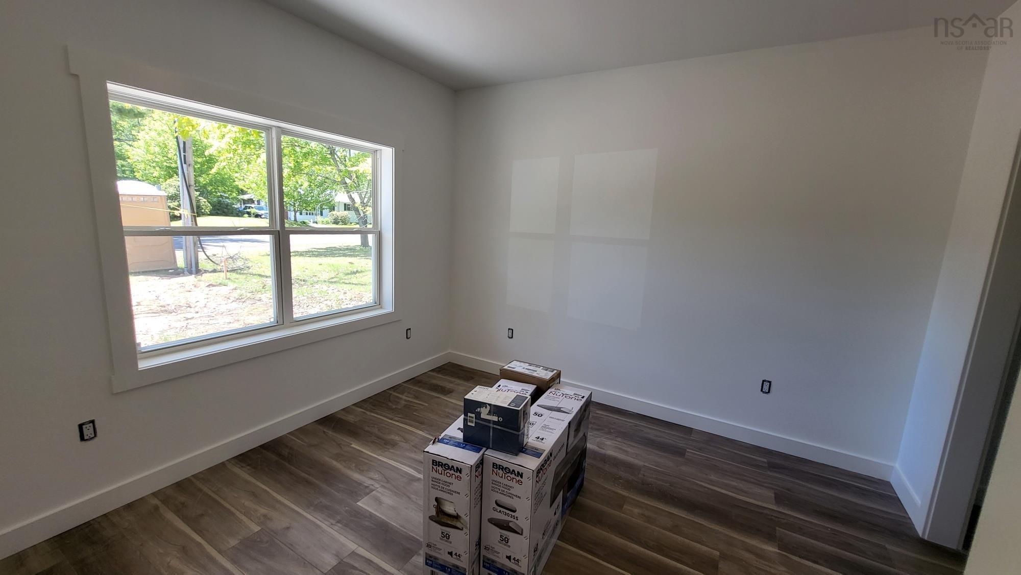 $399,900.00: 1435 Princess Crescent, Coldbrook