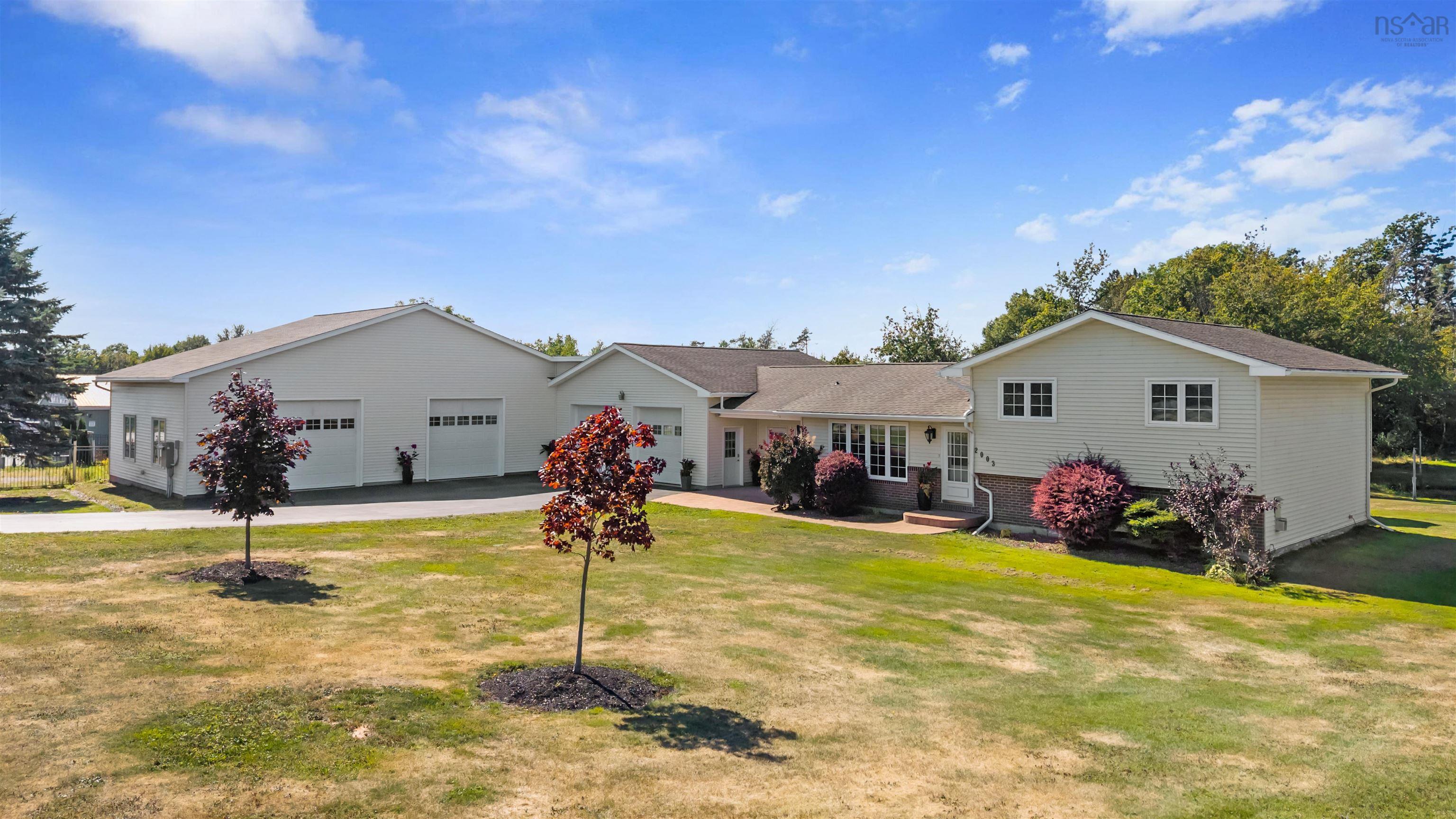 $525,000.00: 2003 Highway 6, River John