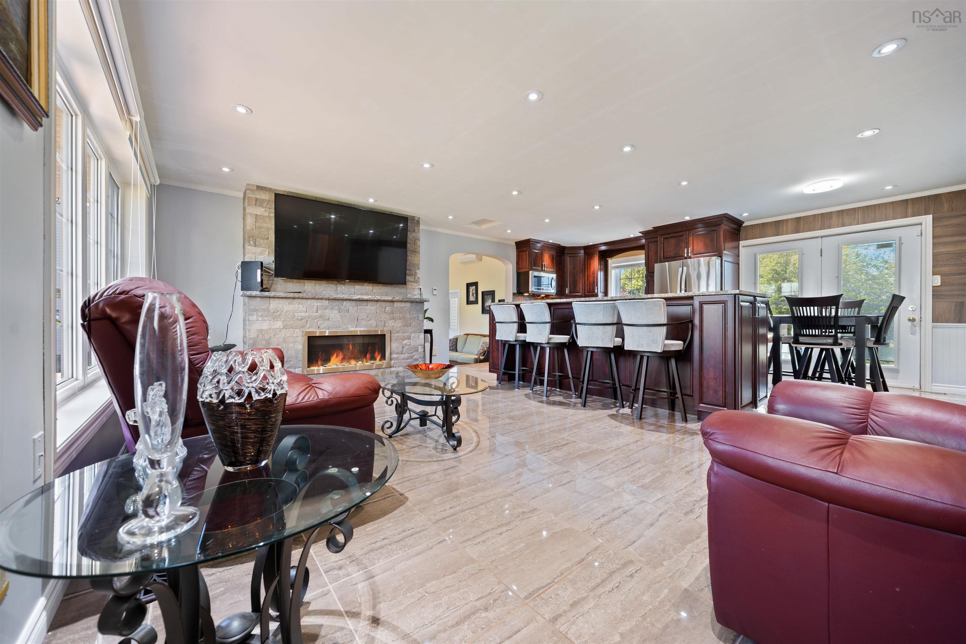 $525,000.00: 2003 Highway 6, River John