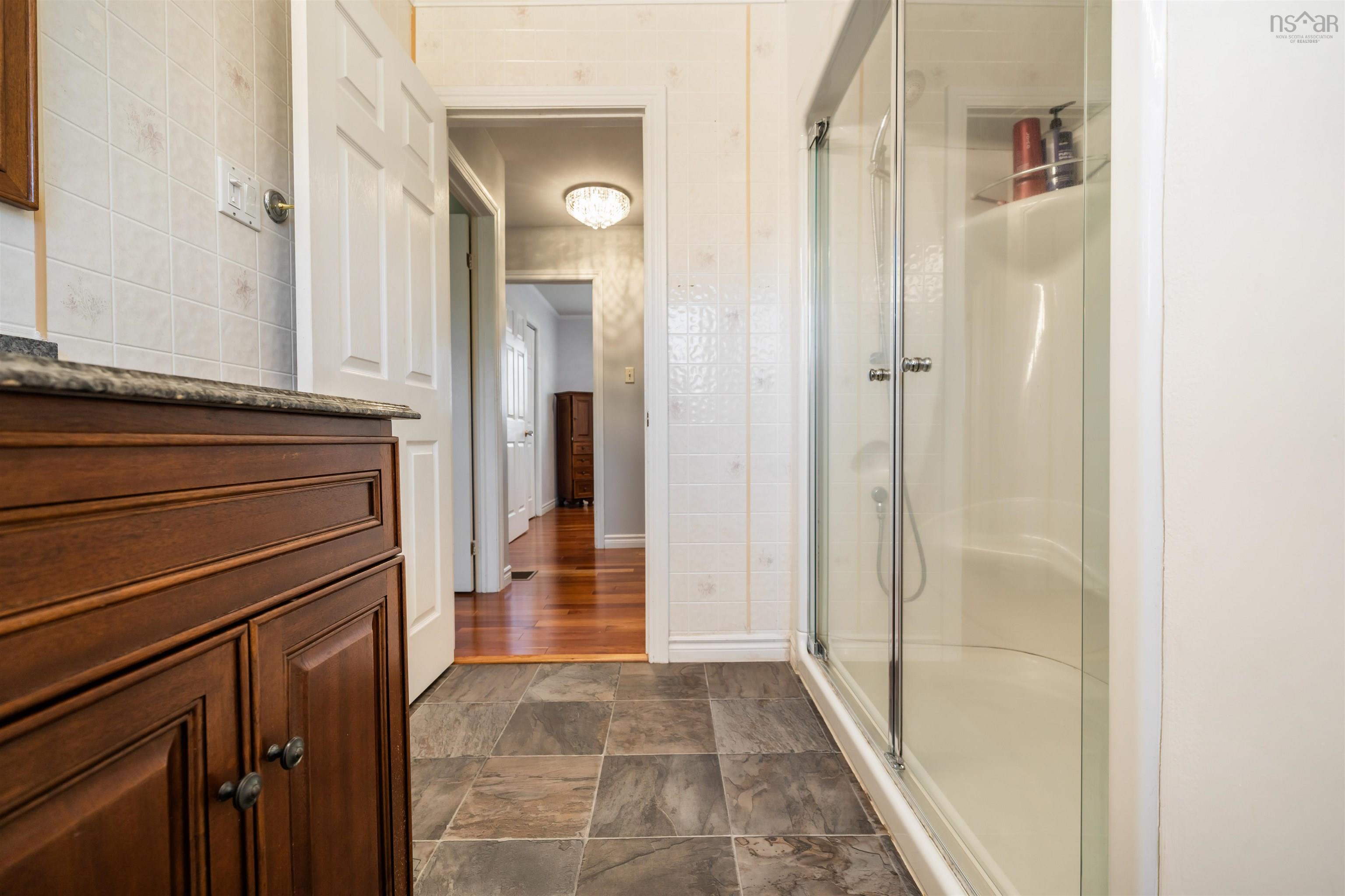 $525,000.00: 2003 Highway 6, River John