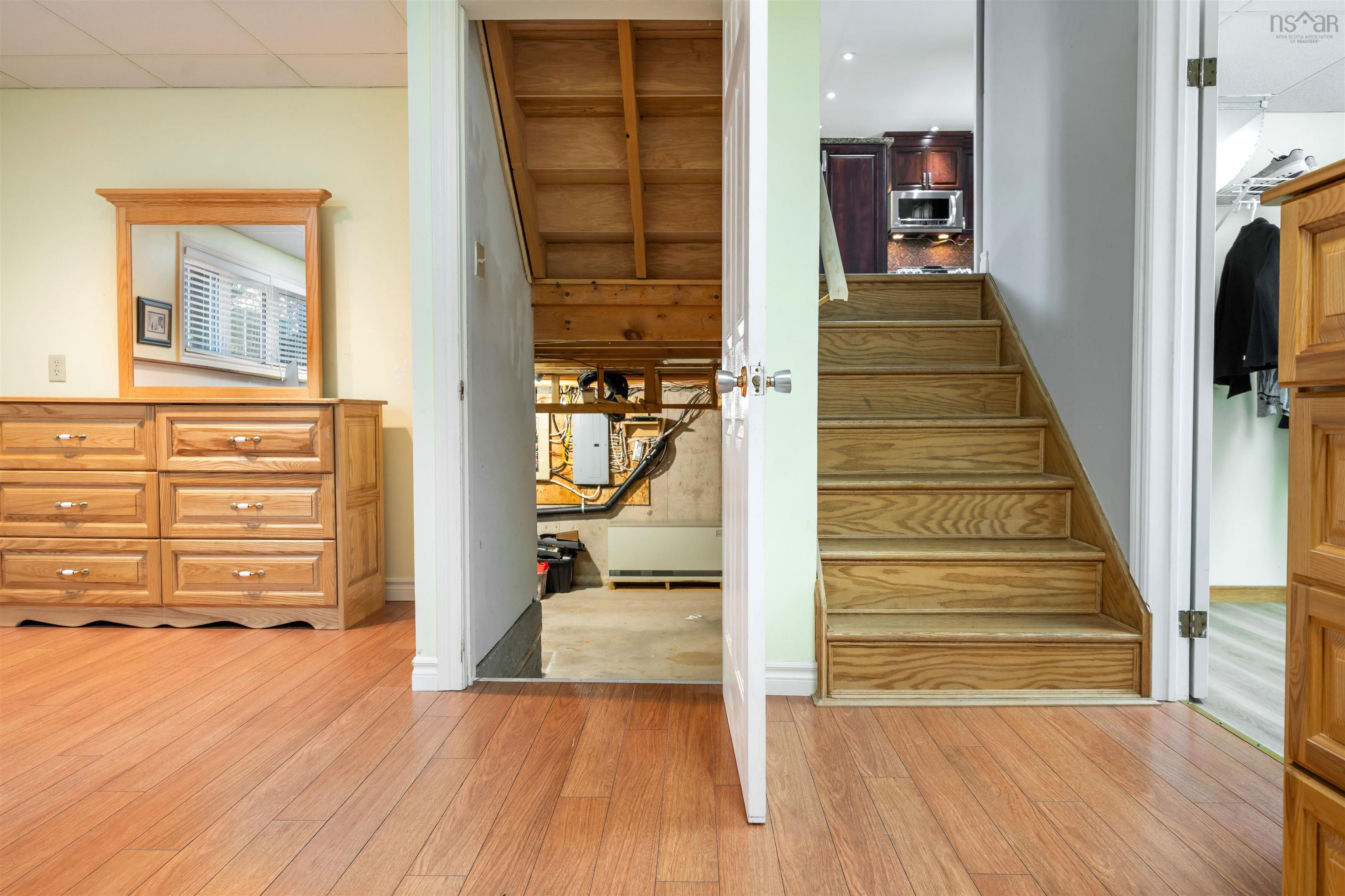 $525,000.00: 2003 Highway 6, River John