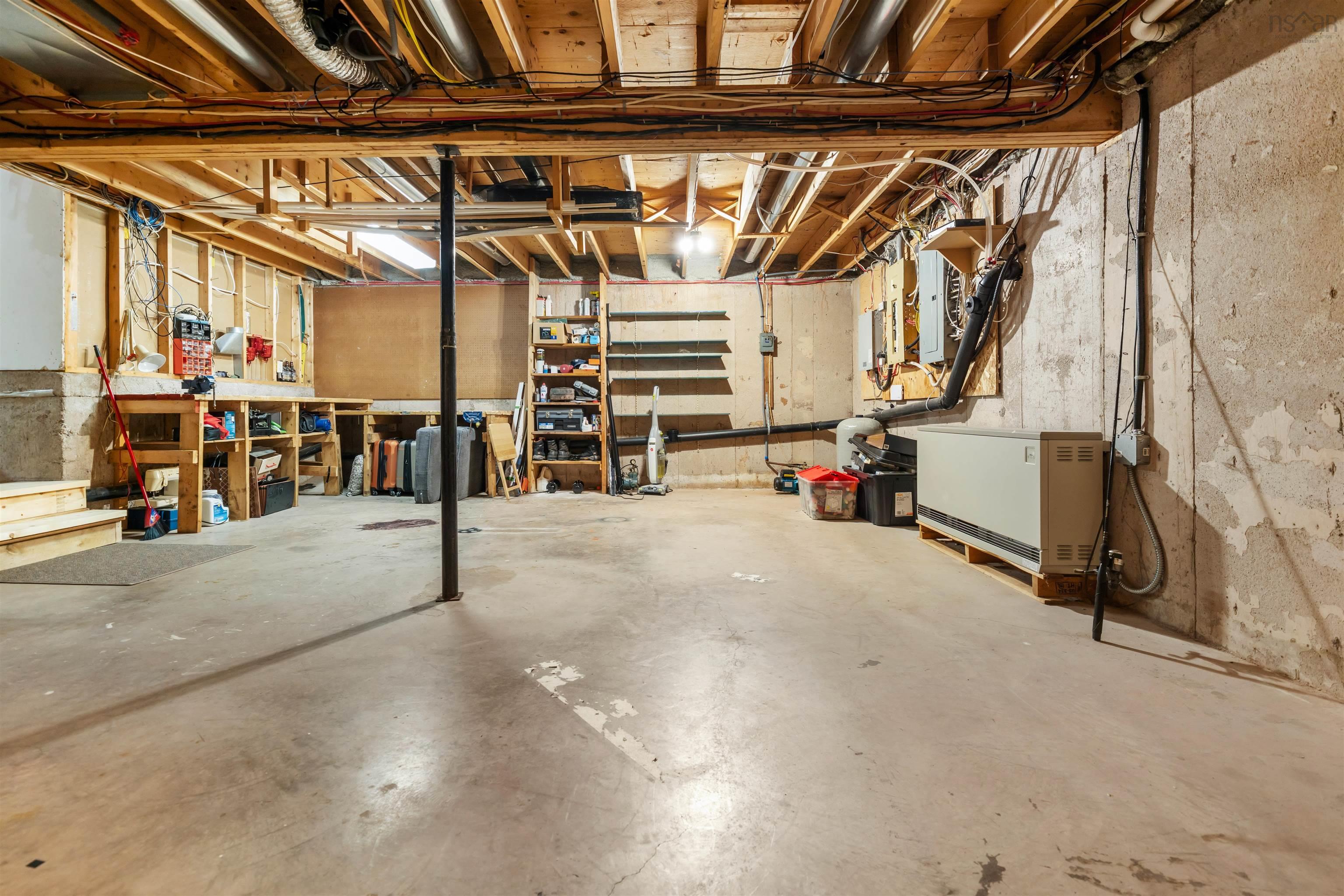 $525,000.00: 2003 Highway 6, River John