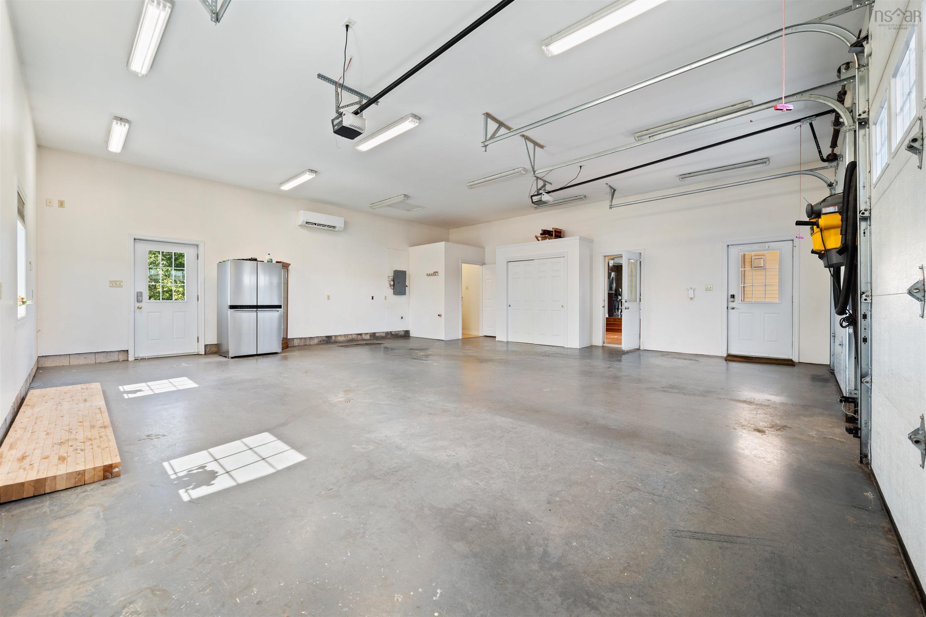 $525,000.00: 2003 Highway 6, River John