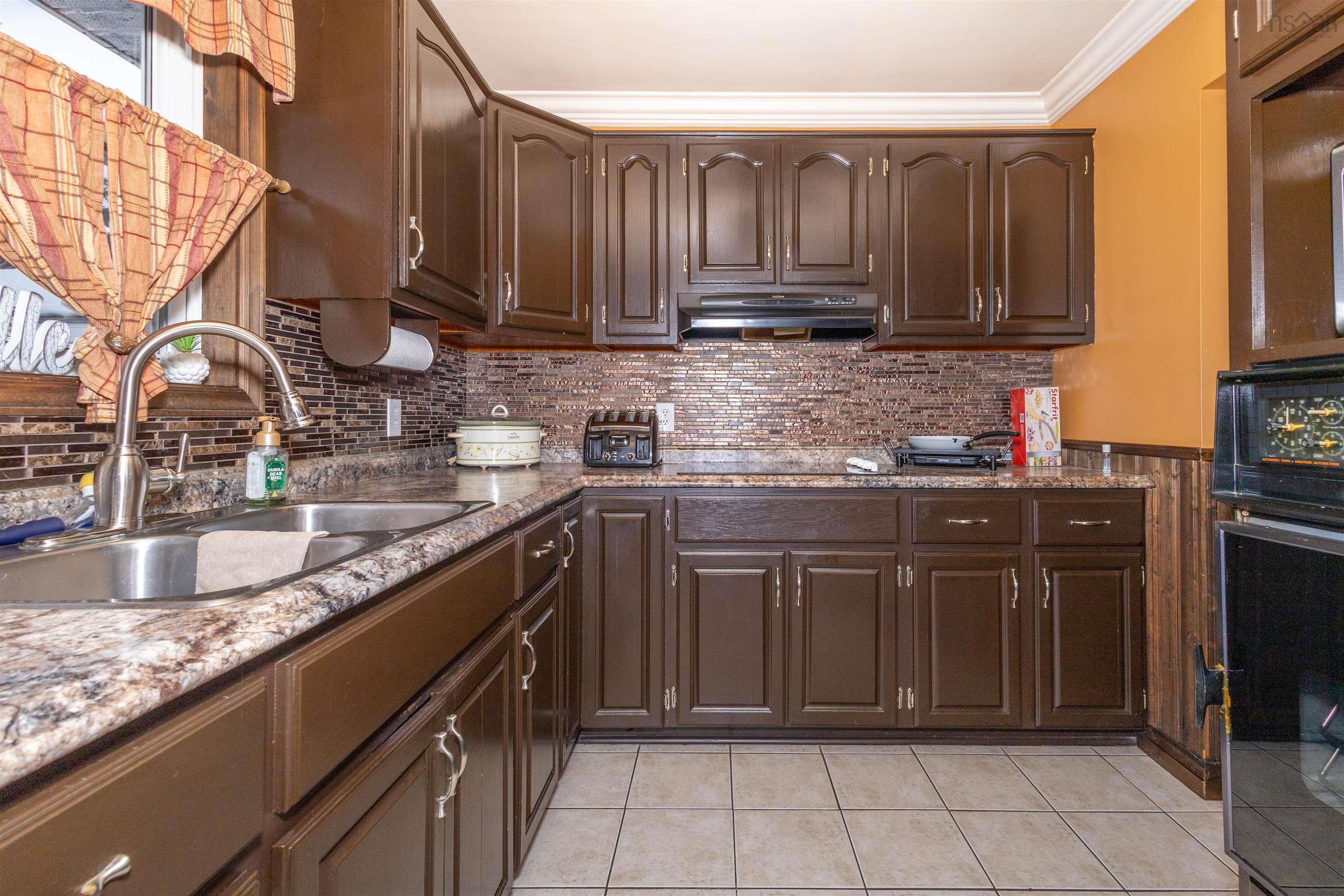 $349,000.00: 16 Braylee Court, River Ryan