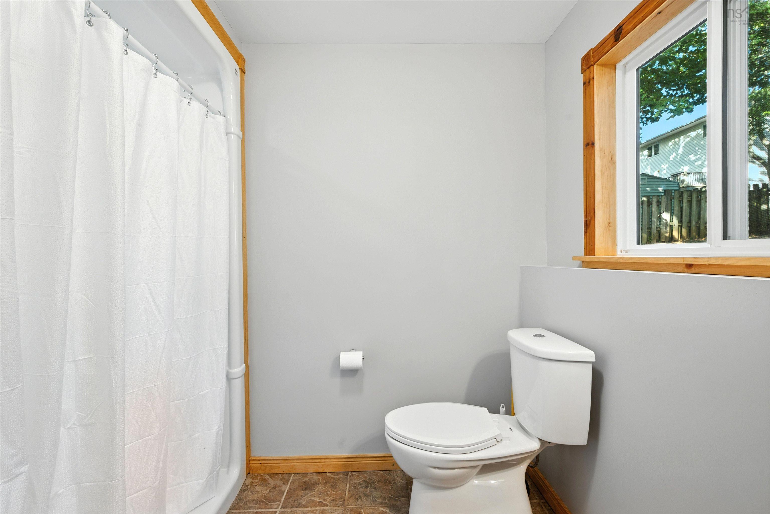 $514,500.00: 24 Aylward Road, Falmouth