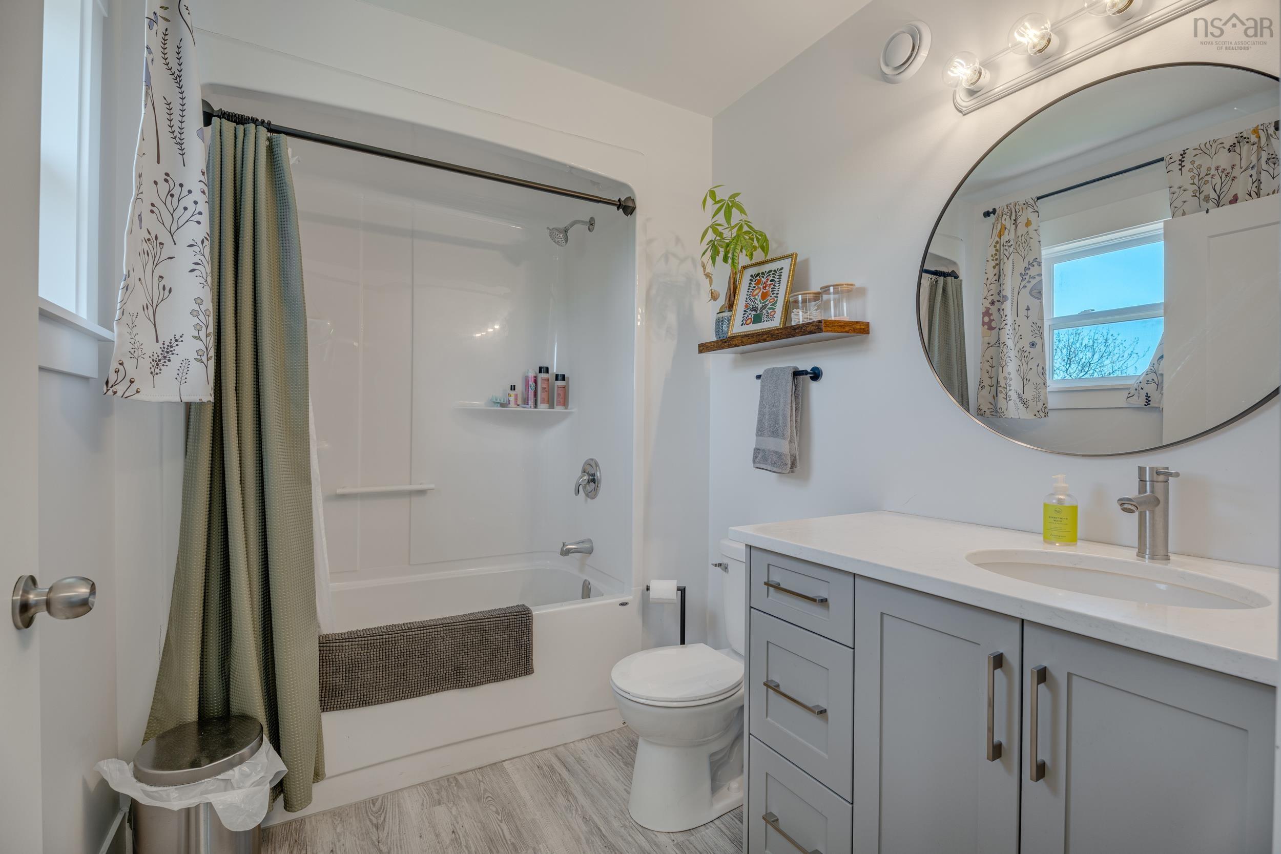 $479,900.00: 29 Club Road, Hatchet Lake