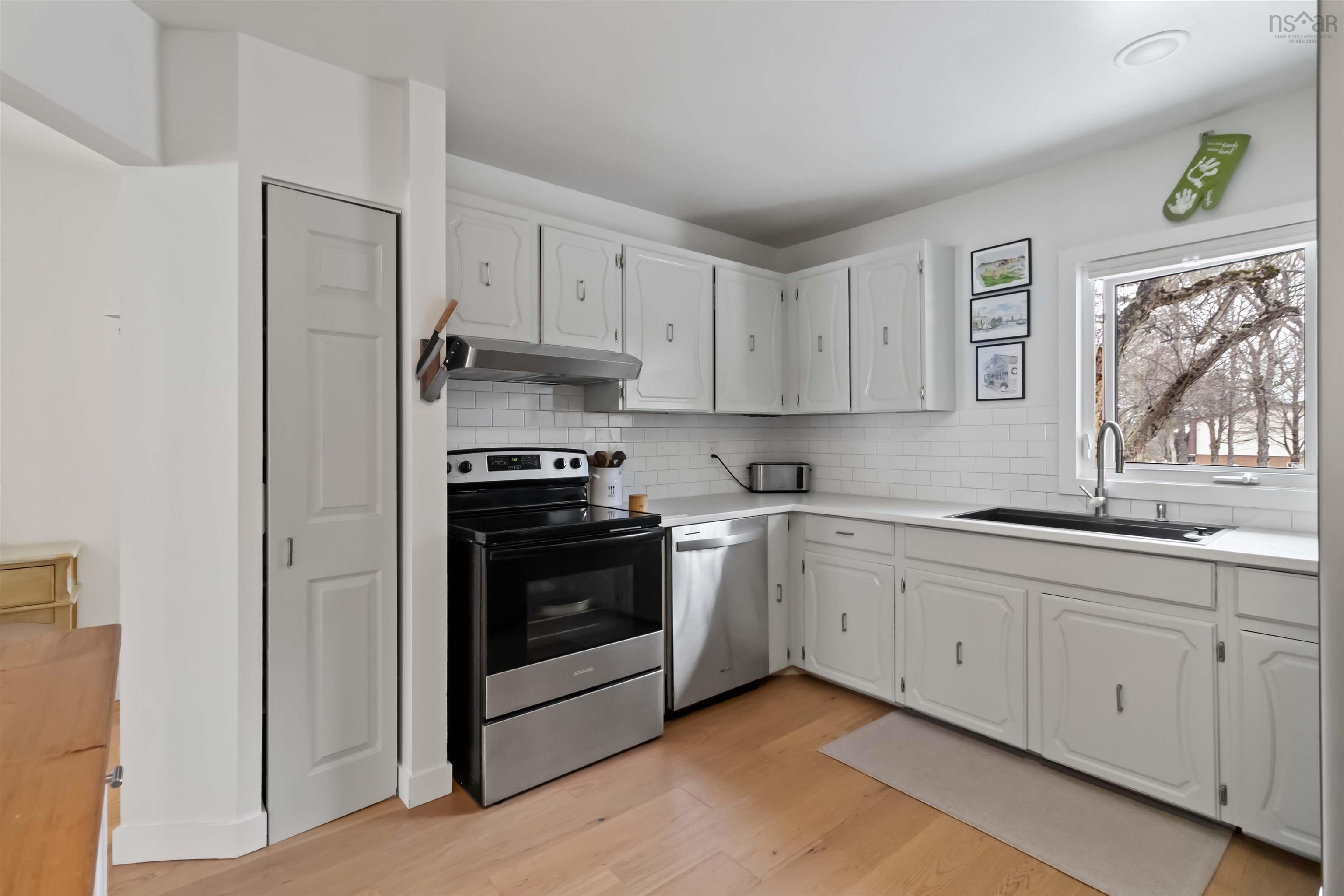 $449,900.00: 34 Chelsea Lane, Halifax