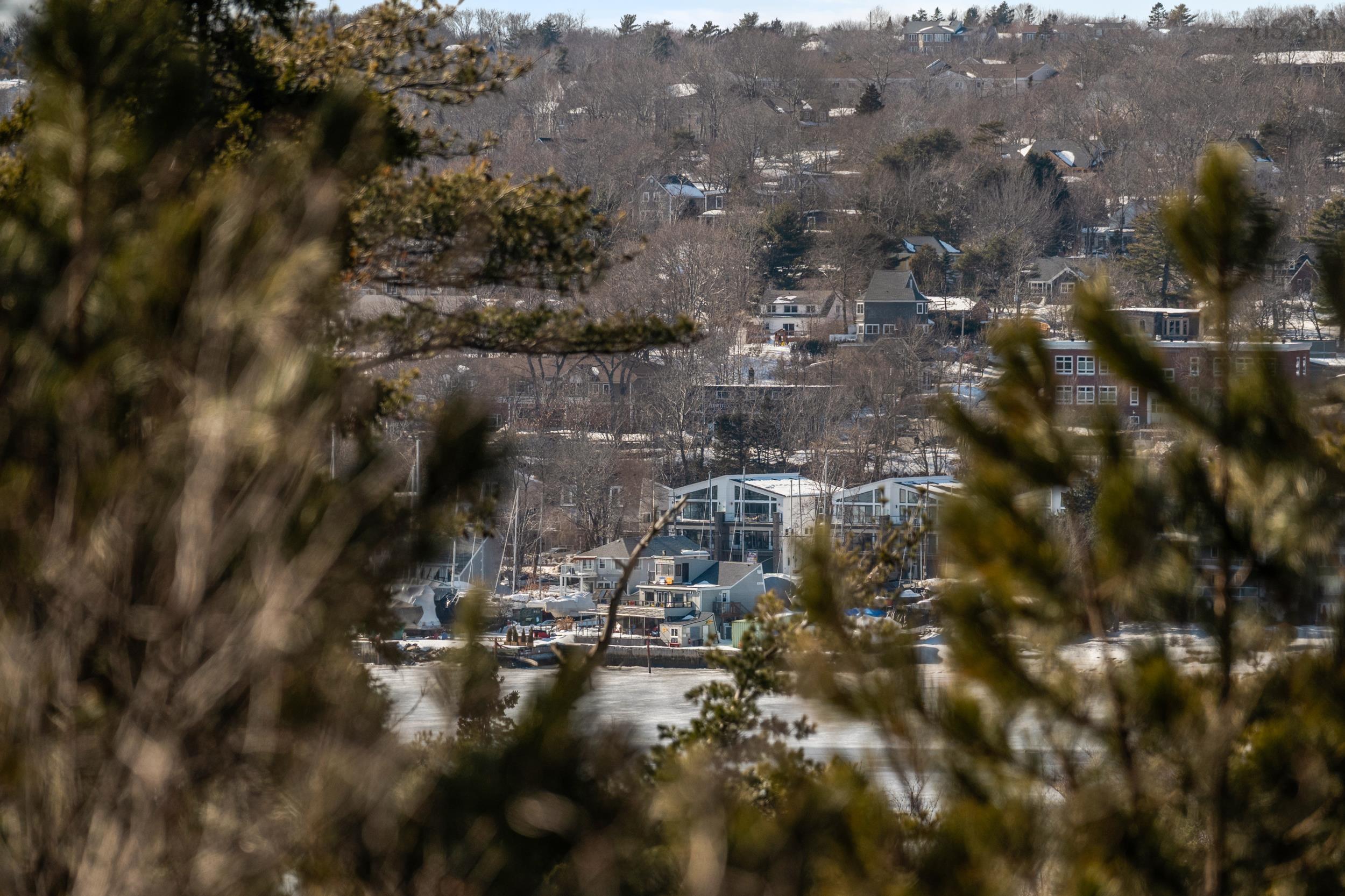 $819,900.00: 20 Fleet Court, Bedford