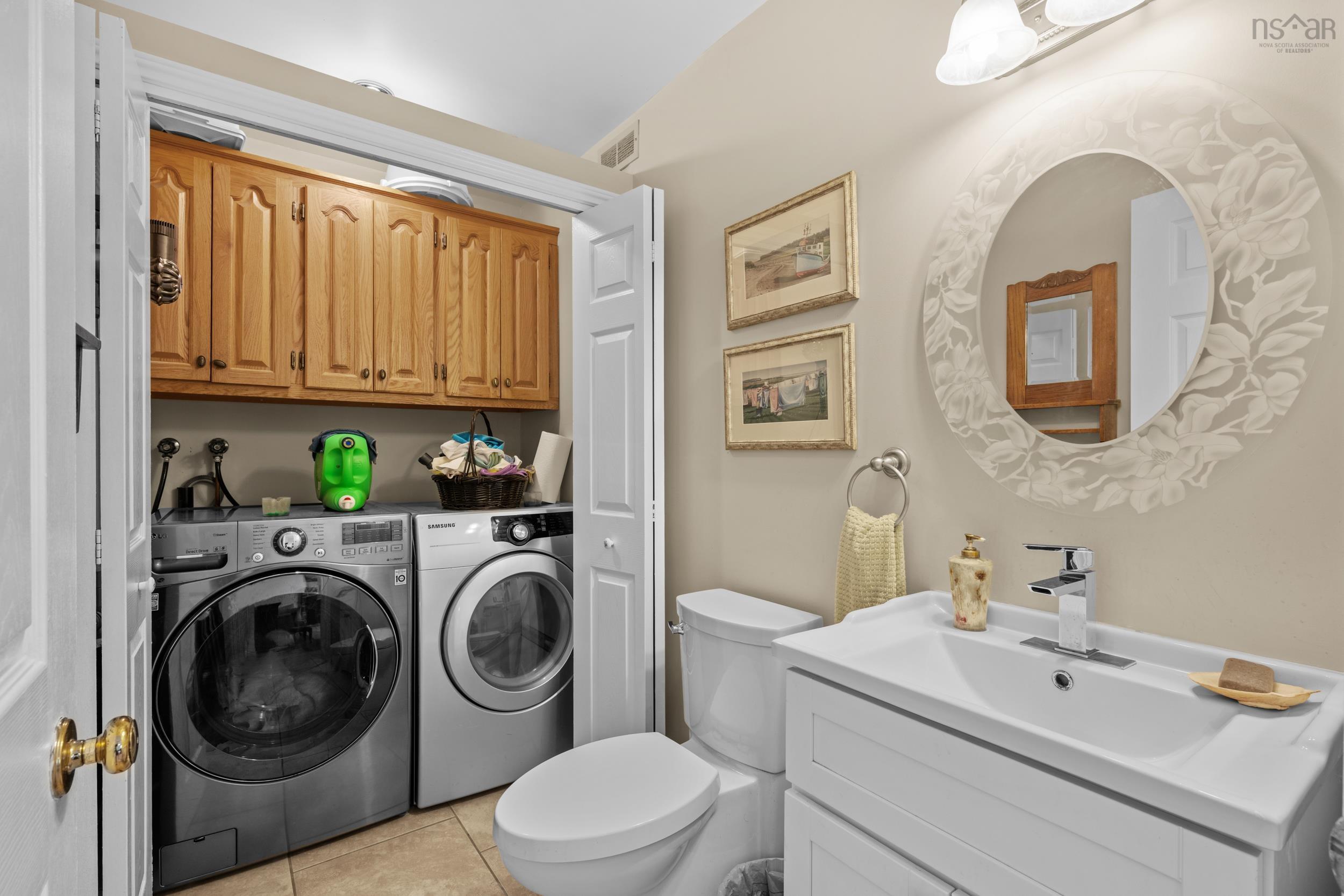 $819,900.00: 20 Fleet Court, Bedford