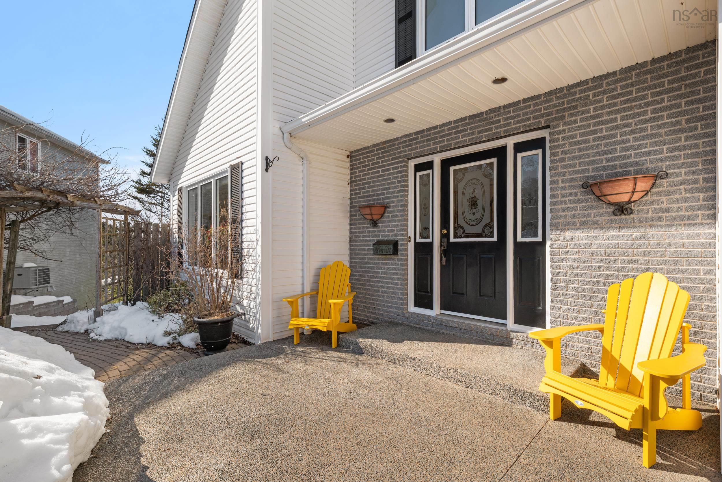 $819,900.00: 20 Fleet Court, Bedford