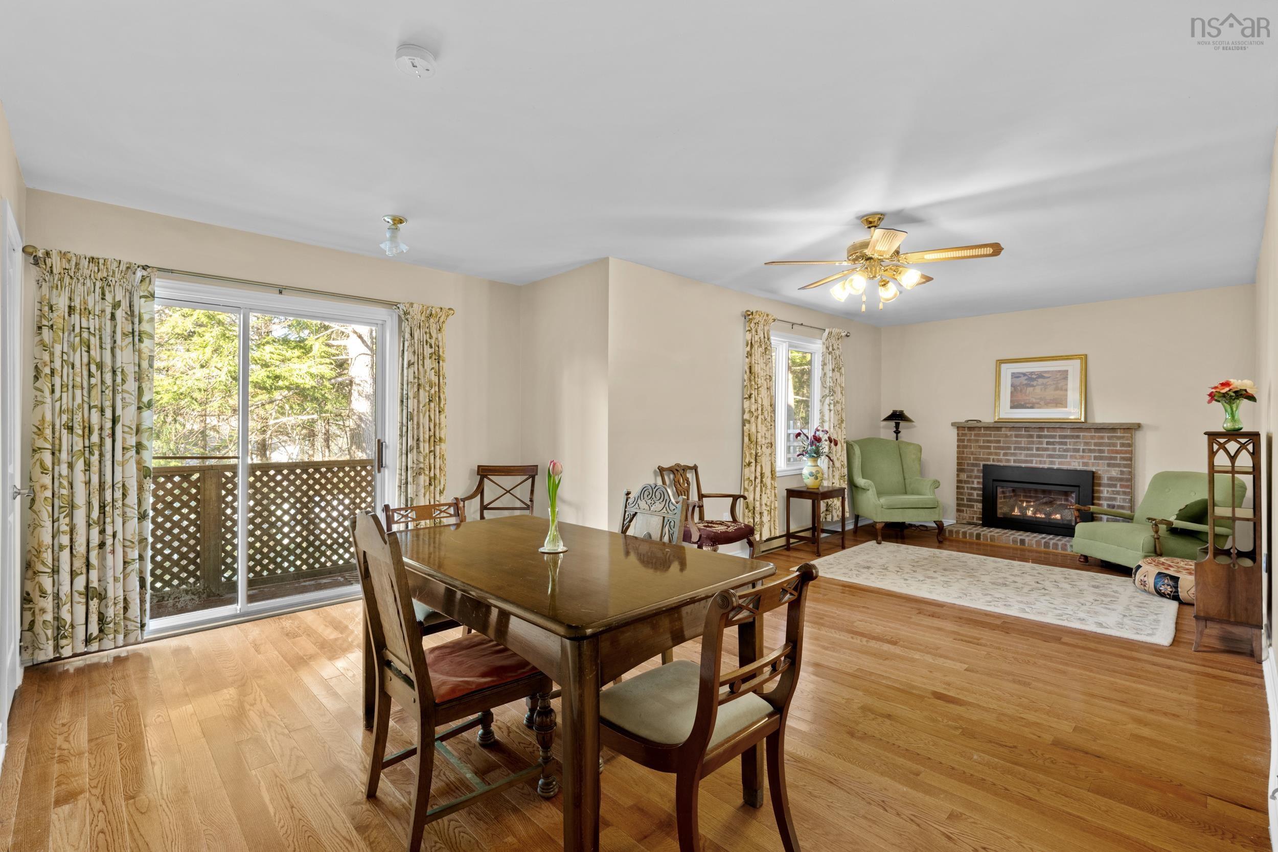 $819,900.00: 20 Fleet Court, Bedford