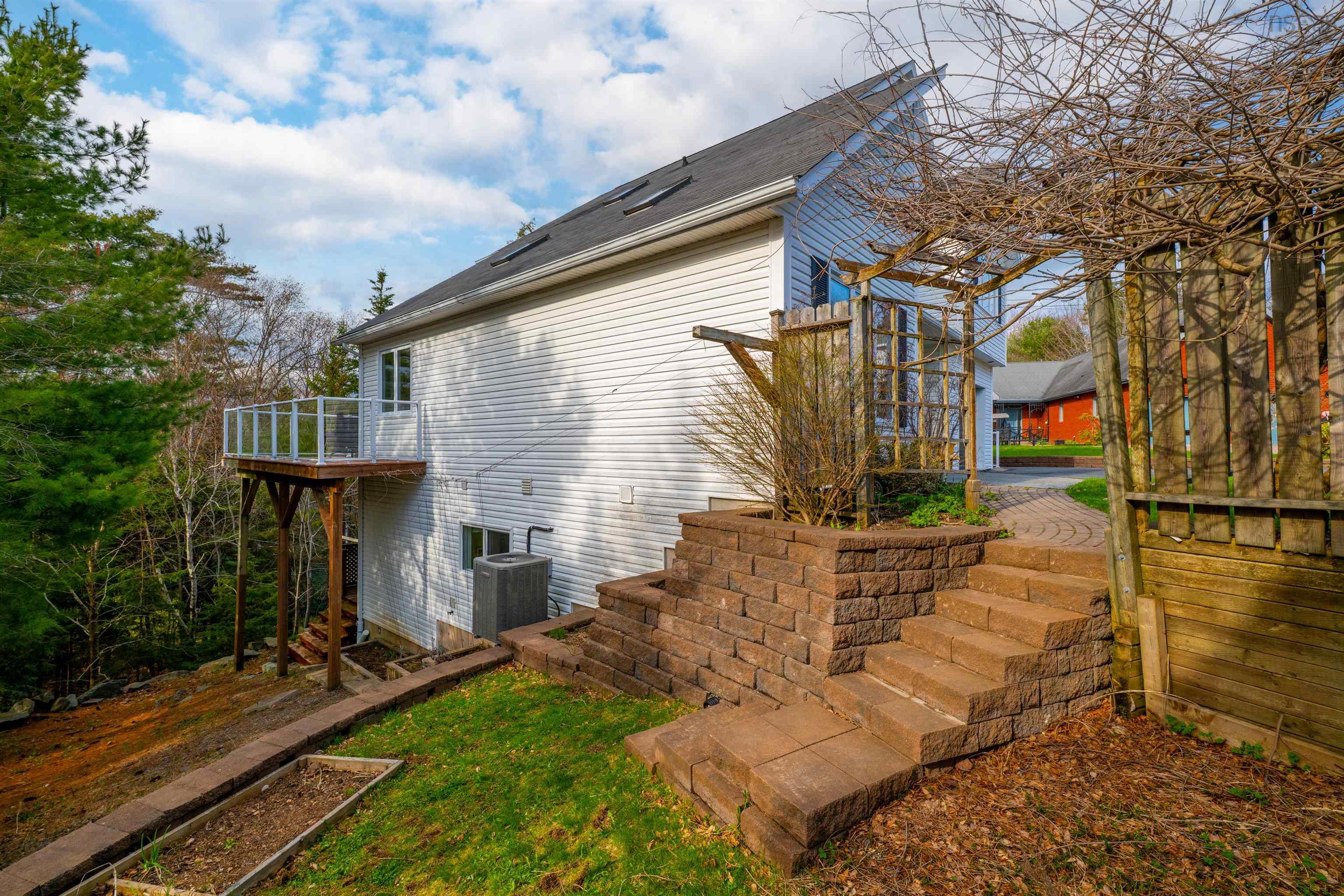 20 Fleet Court, Bedford, NS (MLS 202604215)