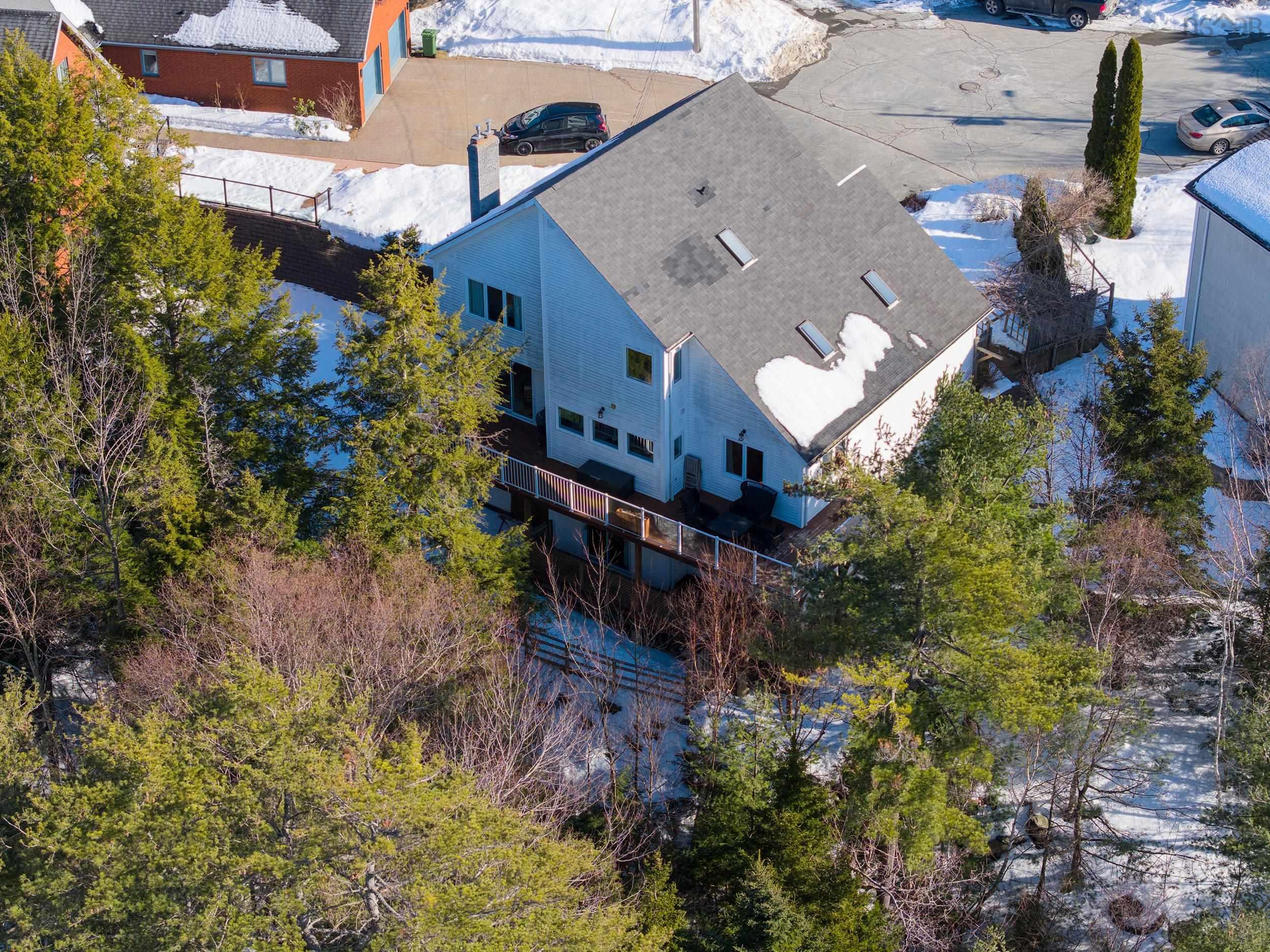 $819,900.00: 20 Fleet Court, Bedford