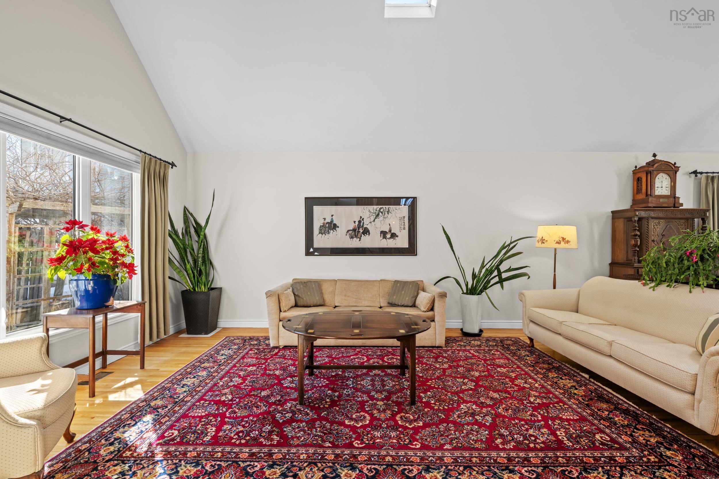 $819,900.00: 20 Fleet Court, Bedford