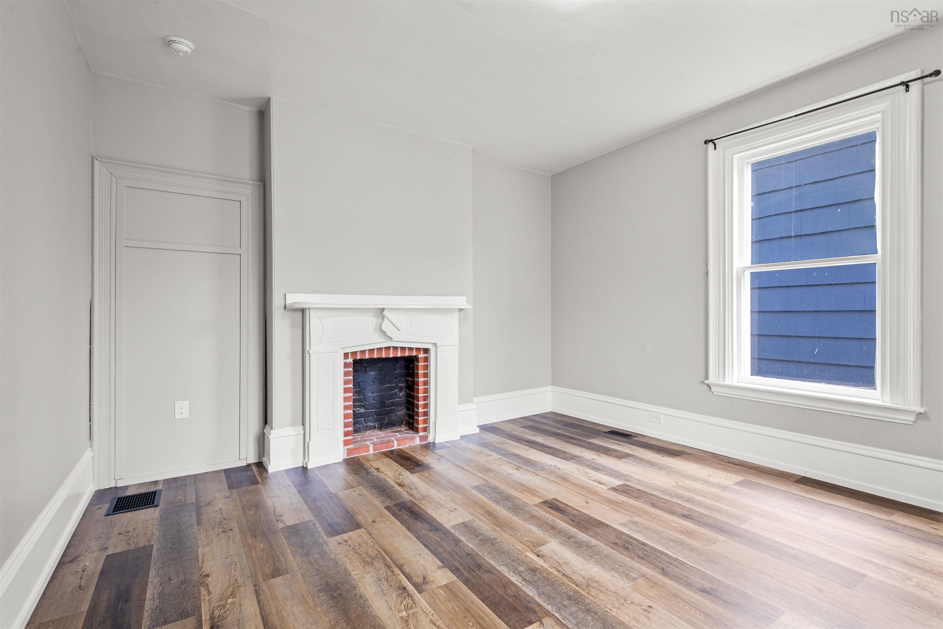 $324,900.00: 57 Pleasant Street, Truro