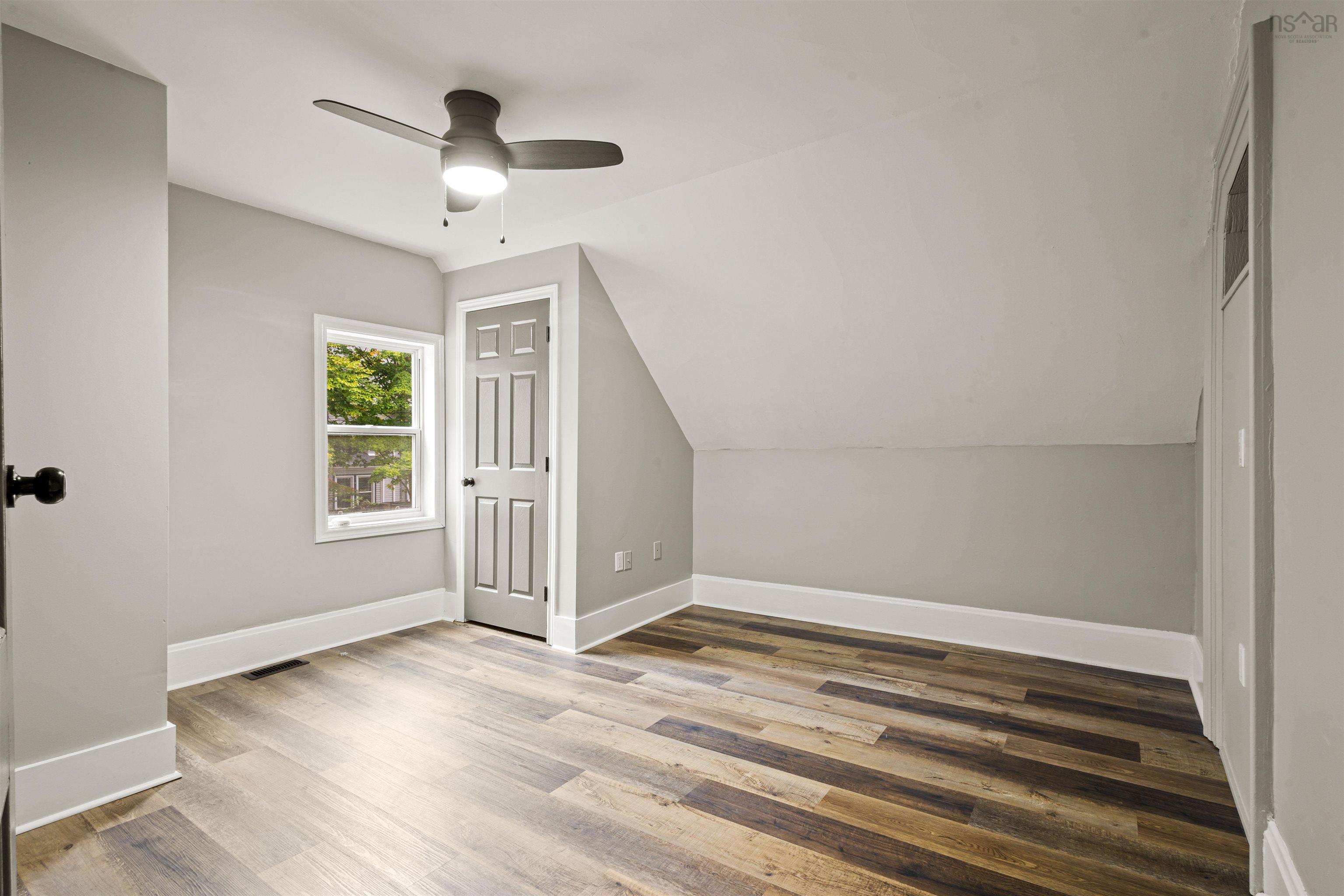 $324,900.00: 57 Pleasant Street, Truro