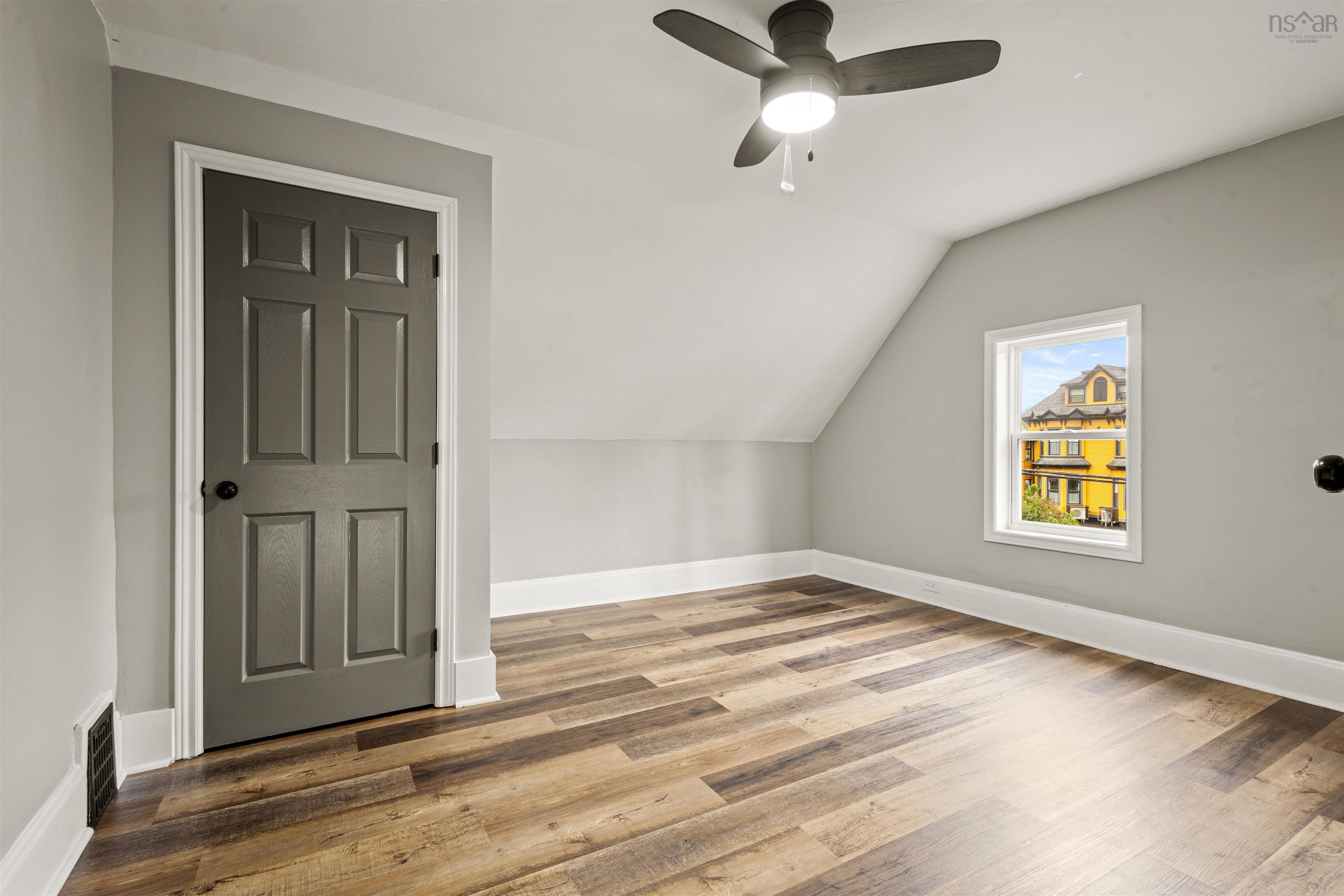 $324,900.00: 57 Pleasant Street, Truro