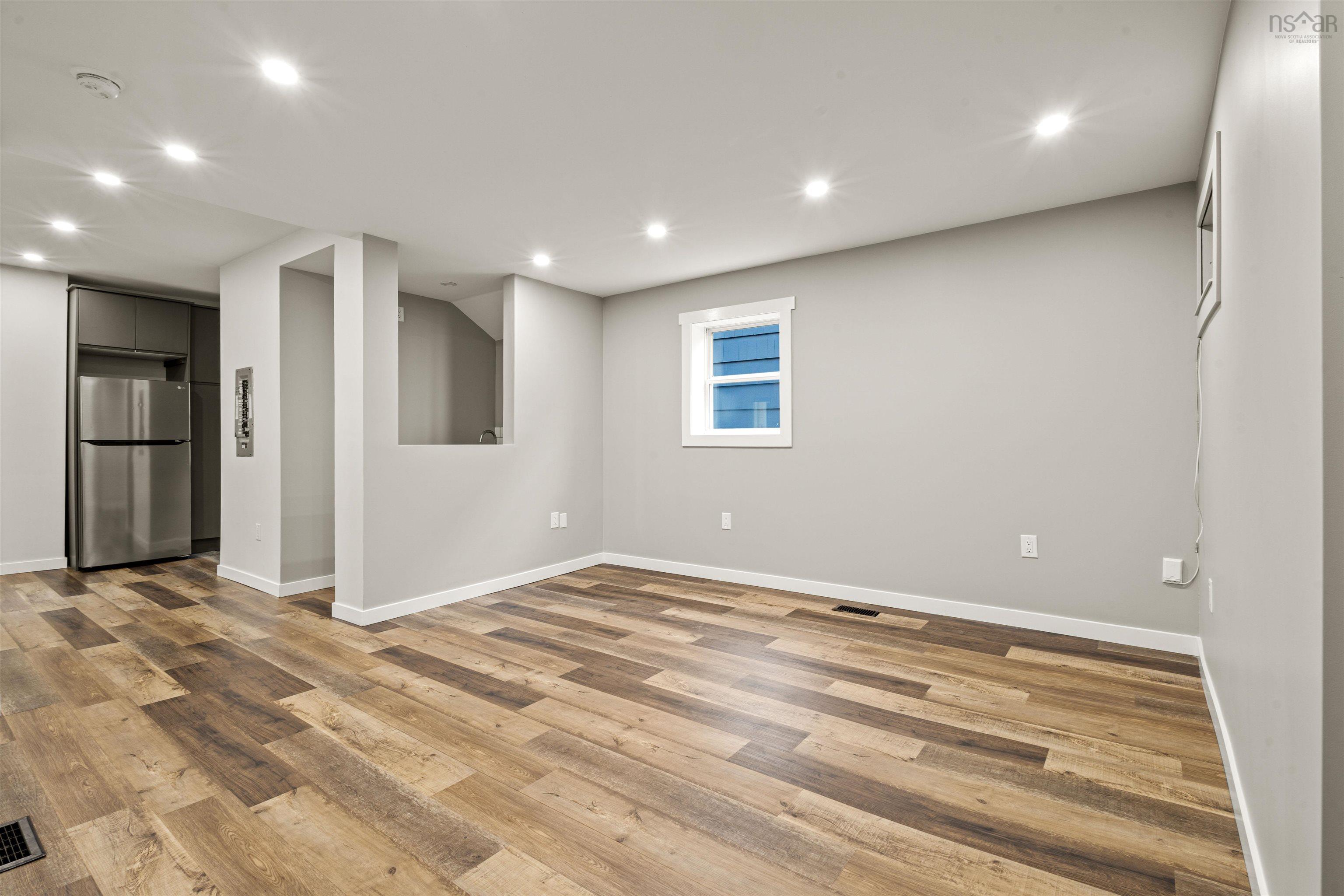 $324,900.00: 57 Pleasant Street, Truro