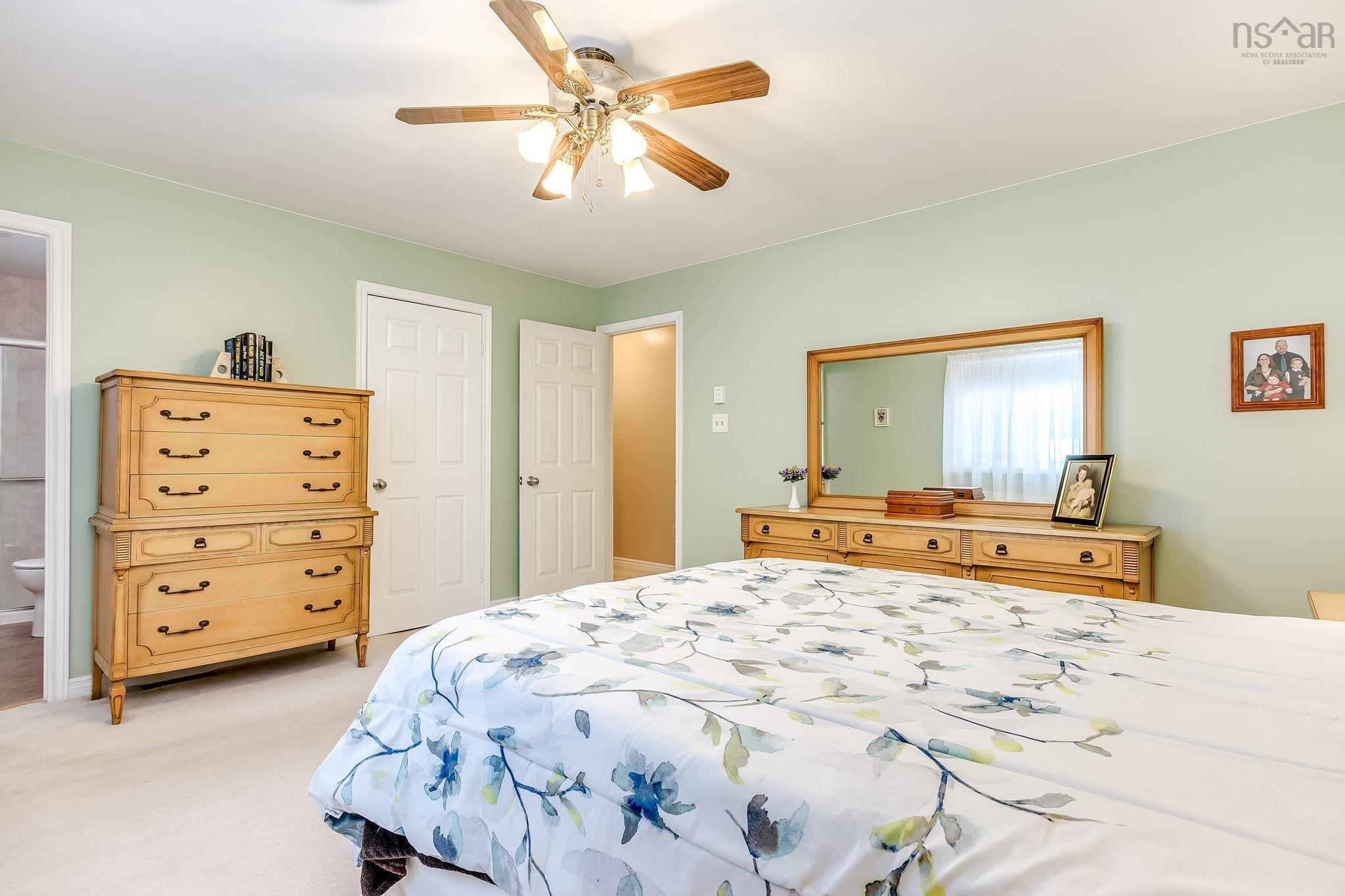 $559,000.00: 162 Greenwich Drive, Colby