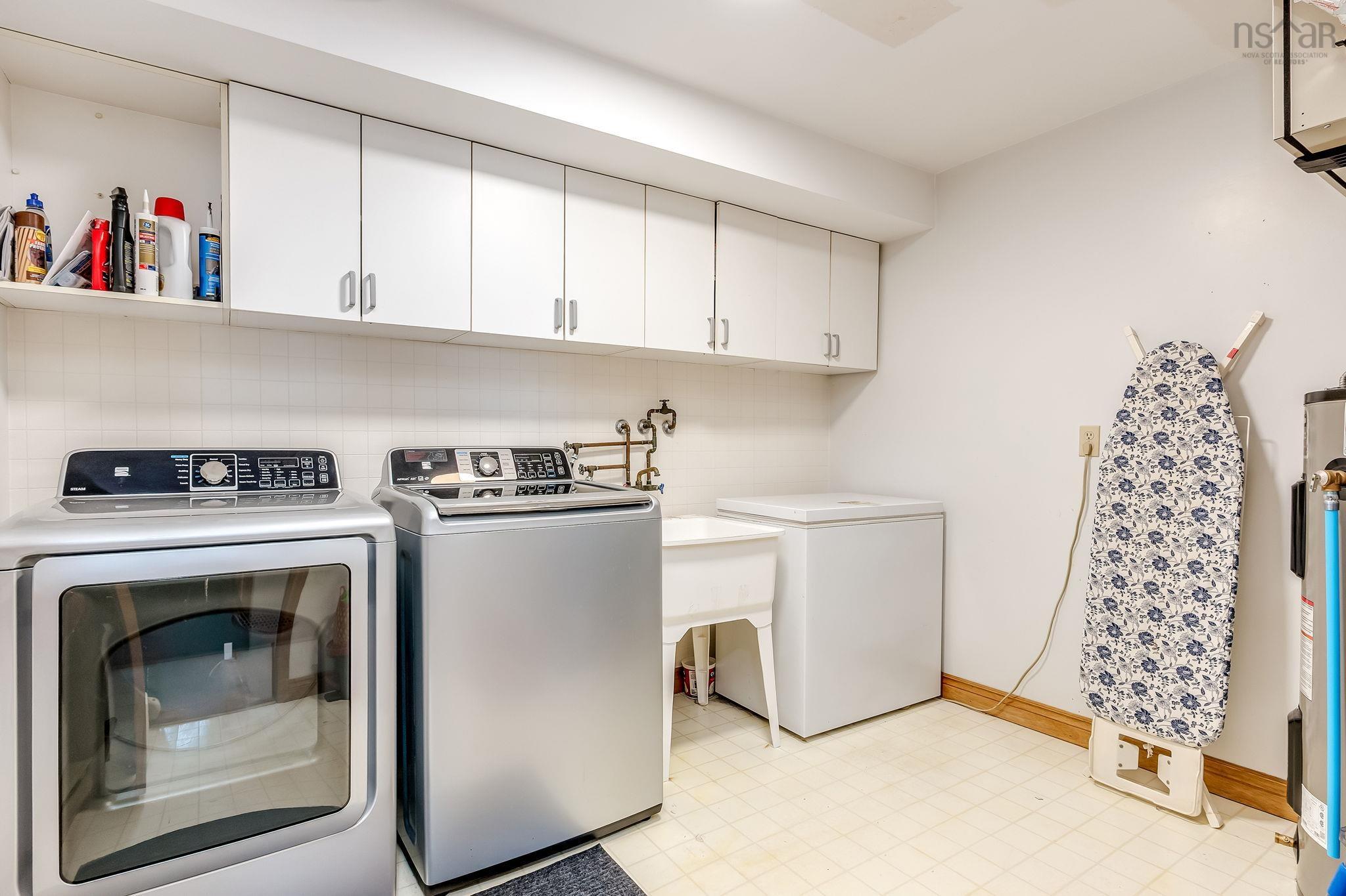 $559,000.00: 162 Greenwich Drive, Colby