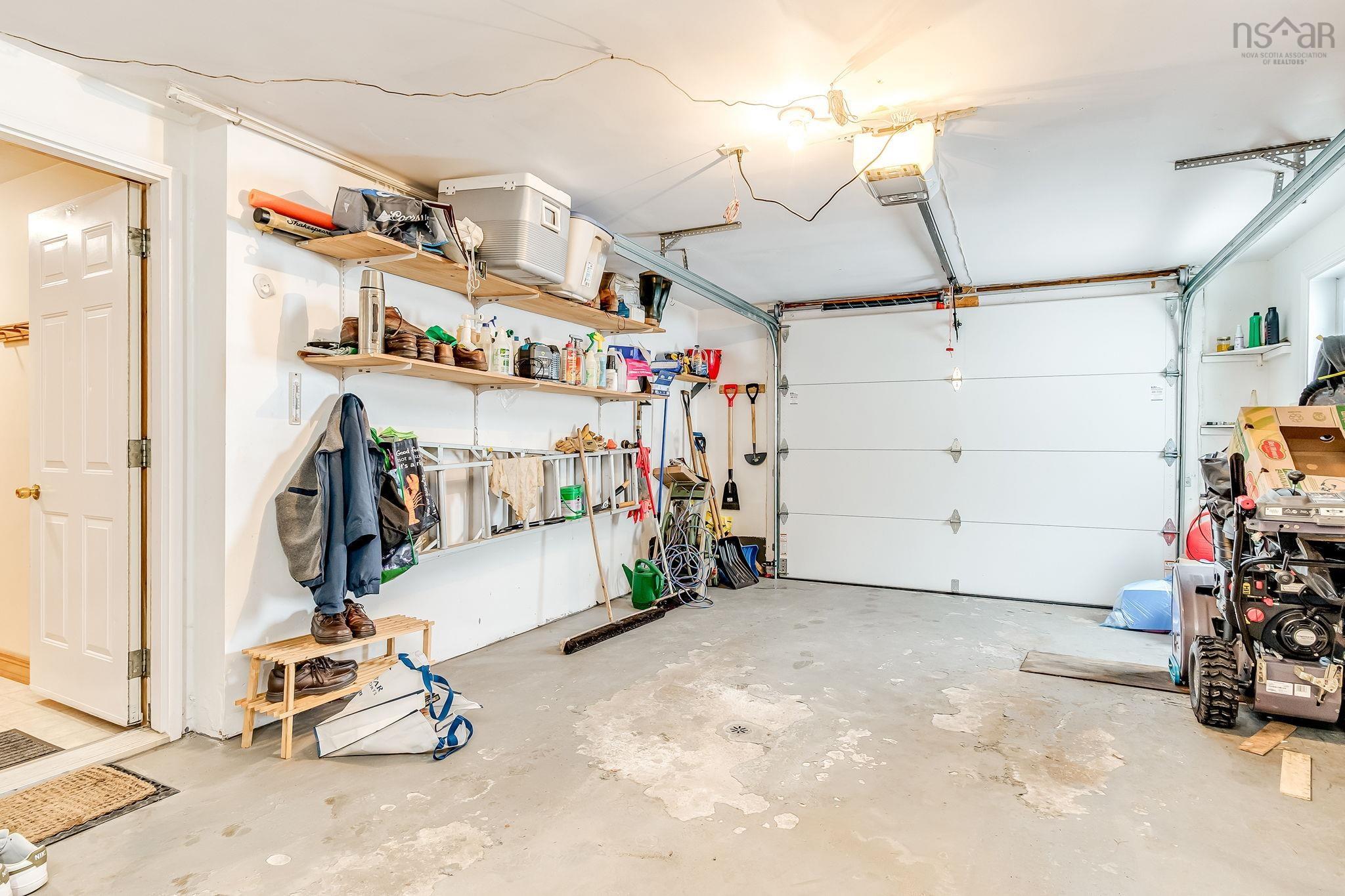 $559,000.00: 162 Greenwich Drive, Colby