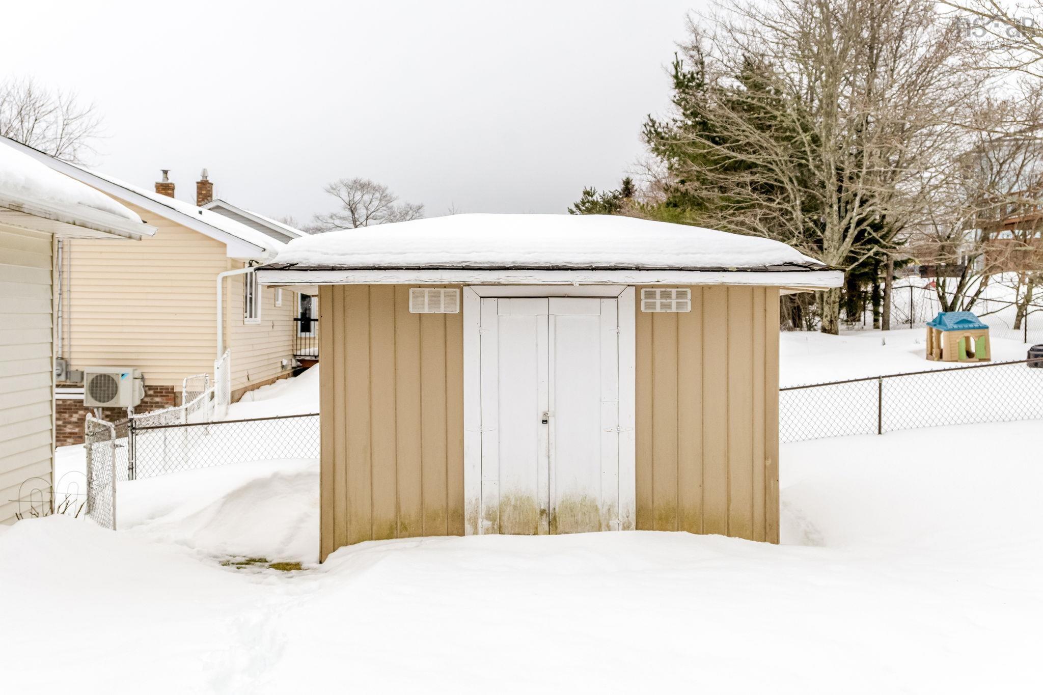 $559,000.00: 162 Greenwich Drive, Colby