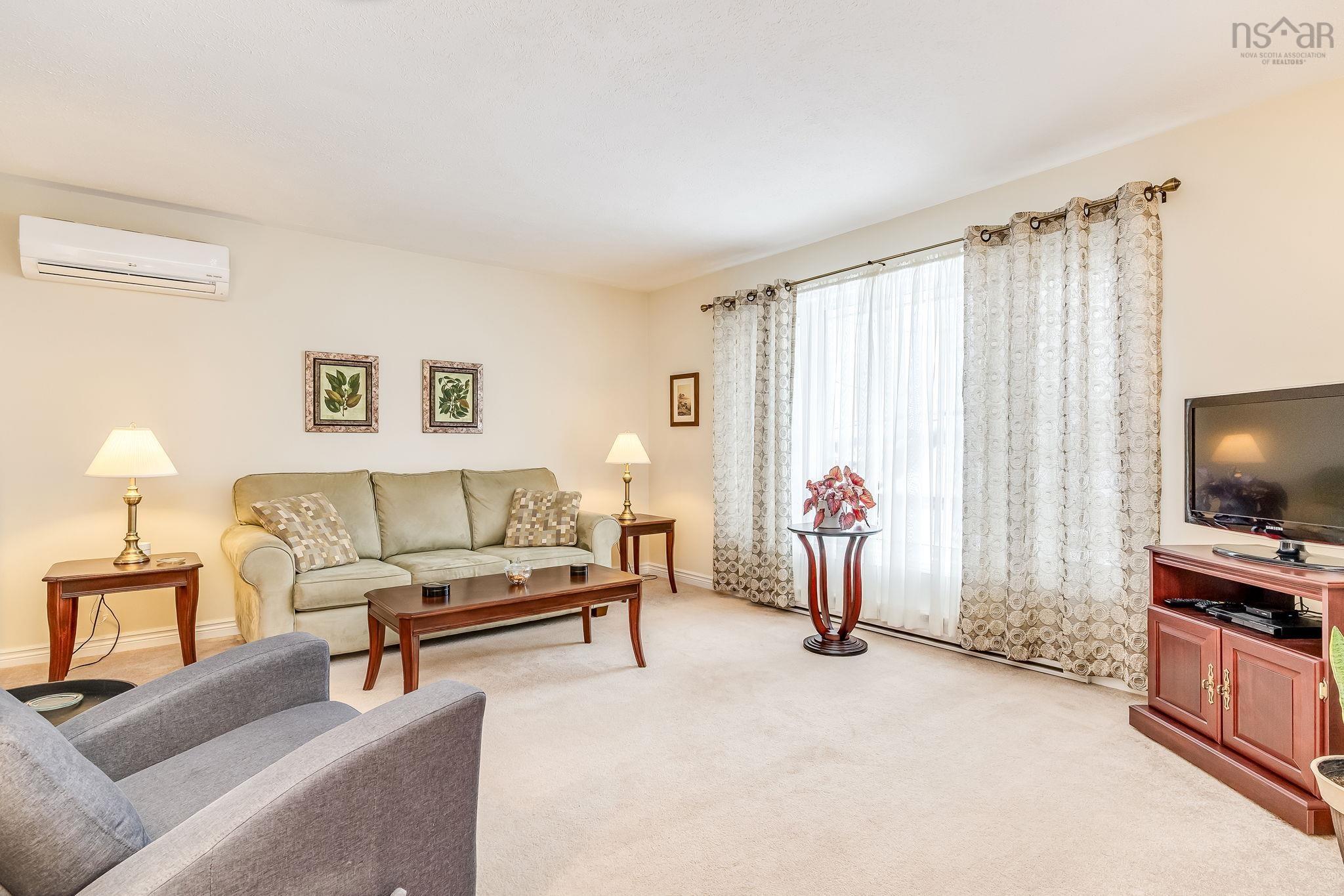 $559,000.00: 162 Greenwich Drive, Colby