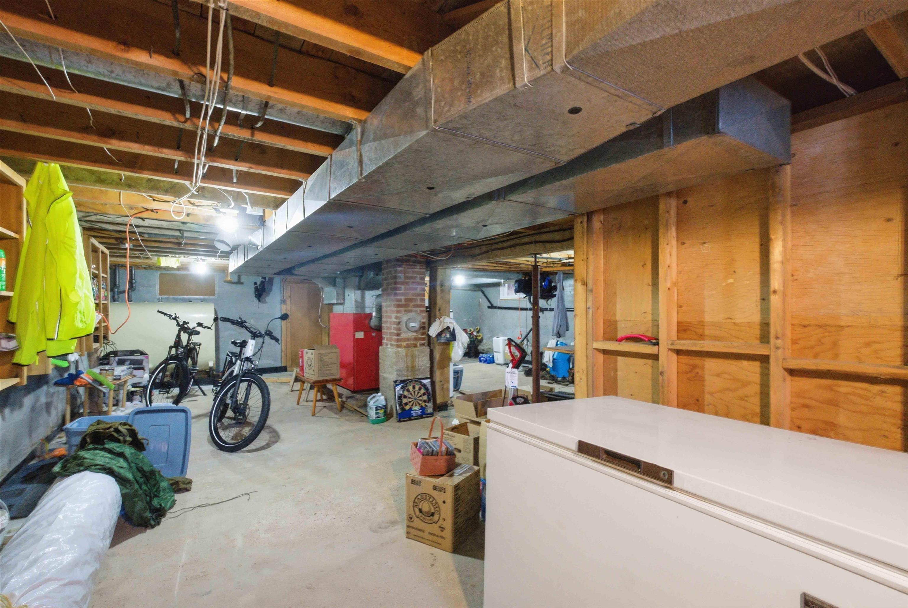 $375,000.00: 1535 Victoria Road, Dempseys Corner