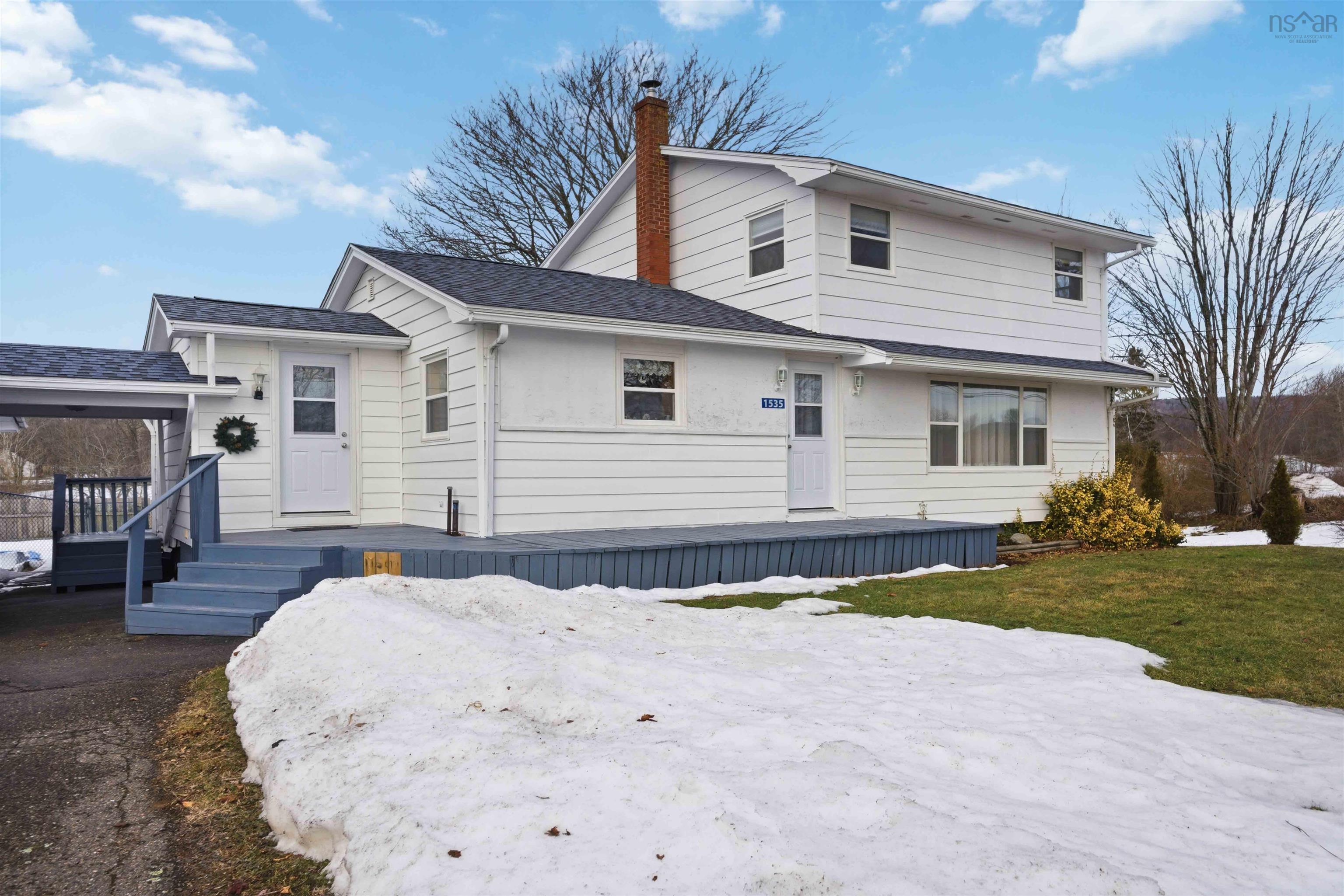 $375,000.00: 1535 Victoria Road, Dempseys Corner