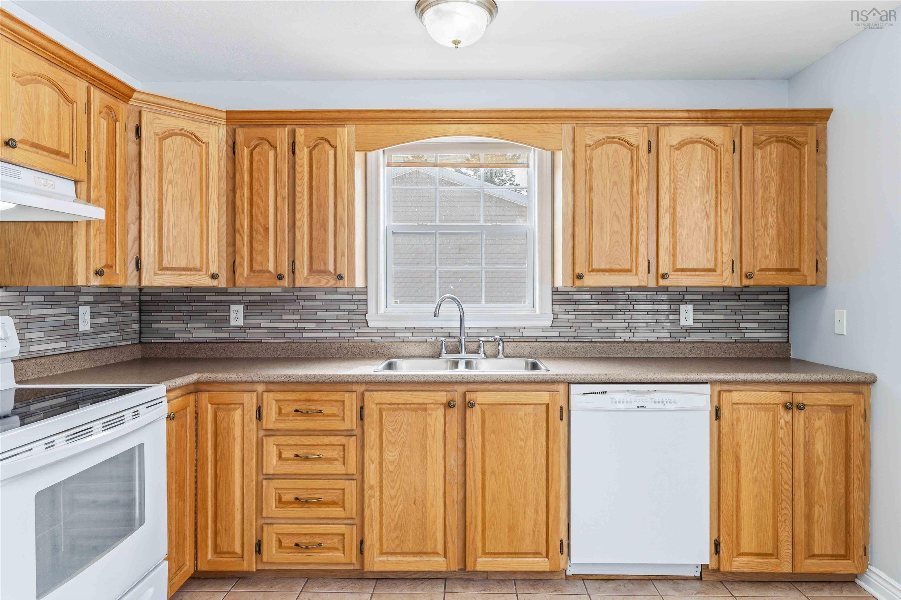 $399,900.00: 9039 Highway 10 Highway, Nictaux