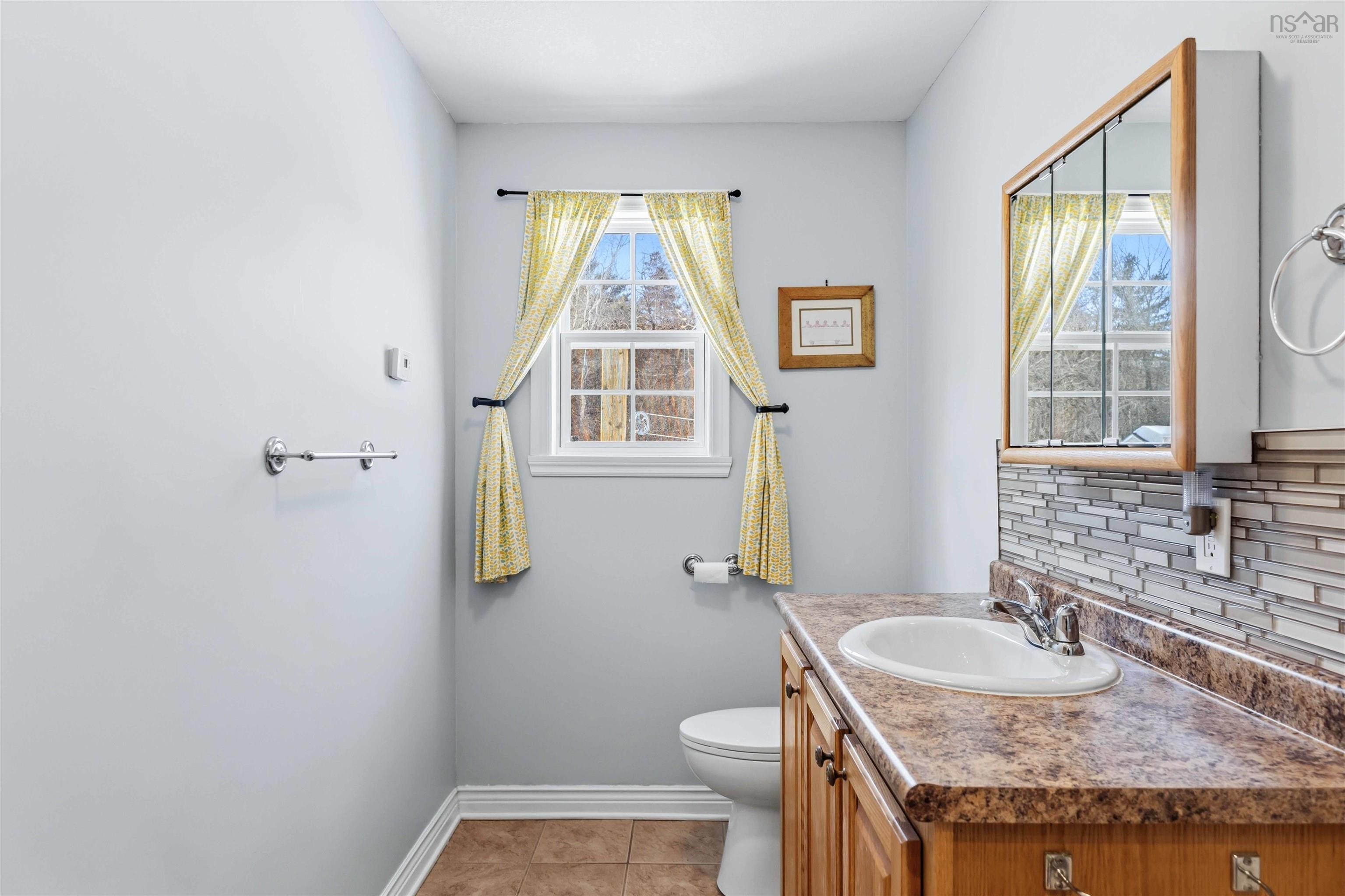 $399,900.00: 9039 Highway 10 Highway, Nictaux