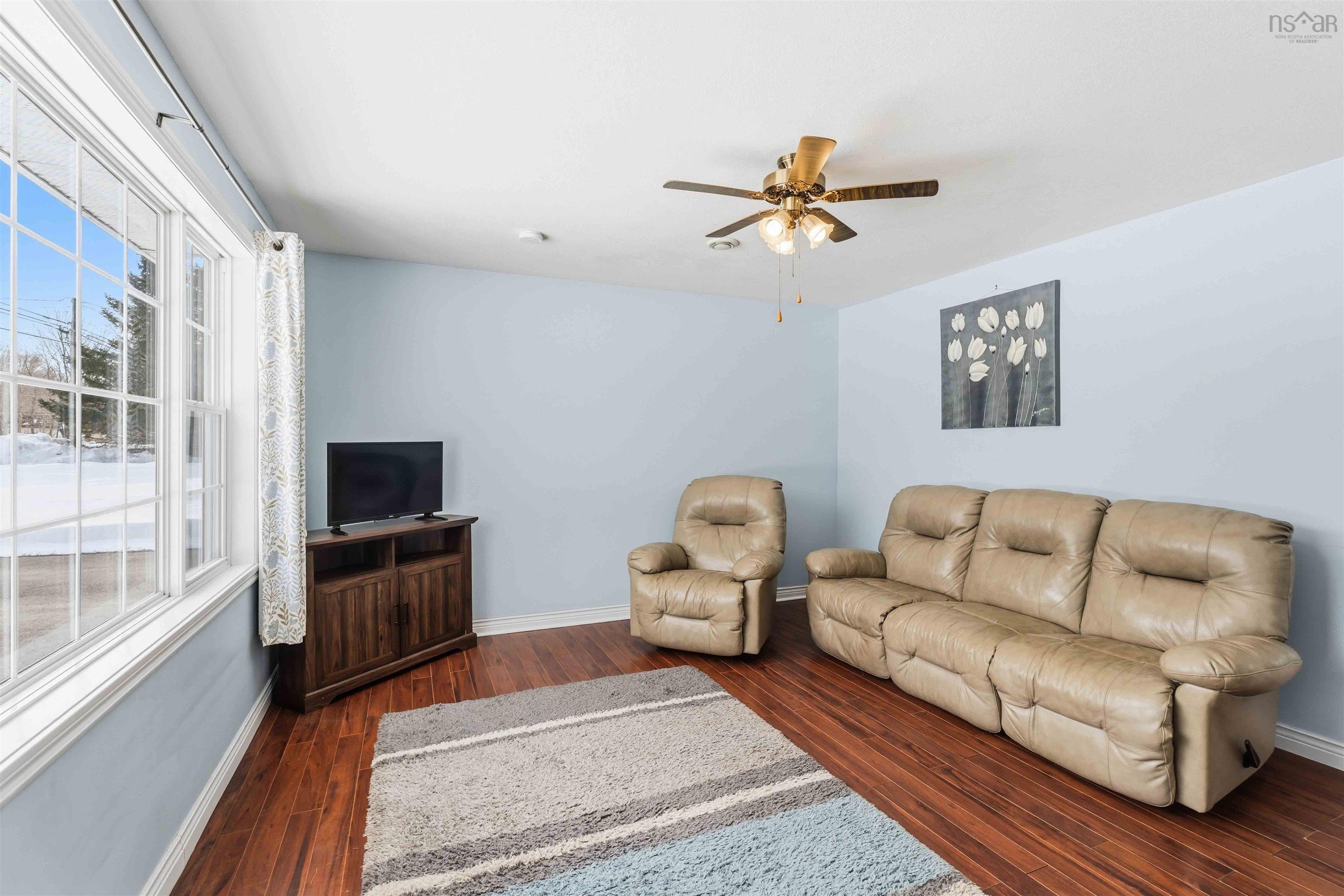 $399,900.00: 9039 Highway 10 Highway, Nictaux