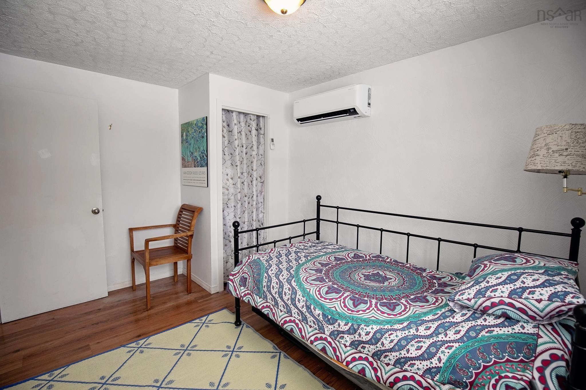 $339,900.00: 255 Victoria Street Street, Amherst