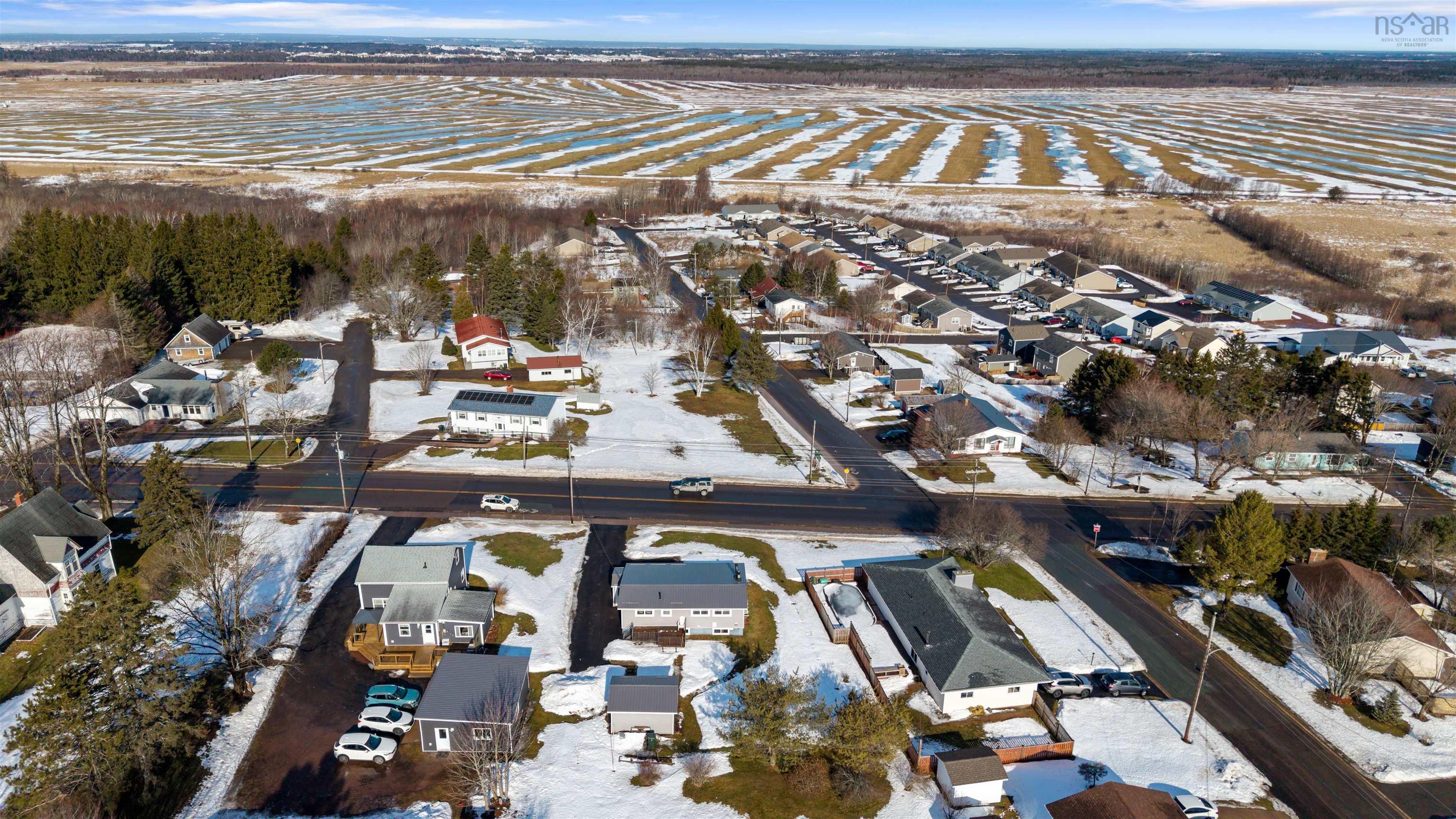 $339,900.00: 255 Victoria Street Street, Amherst