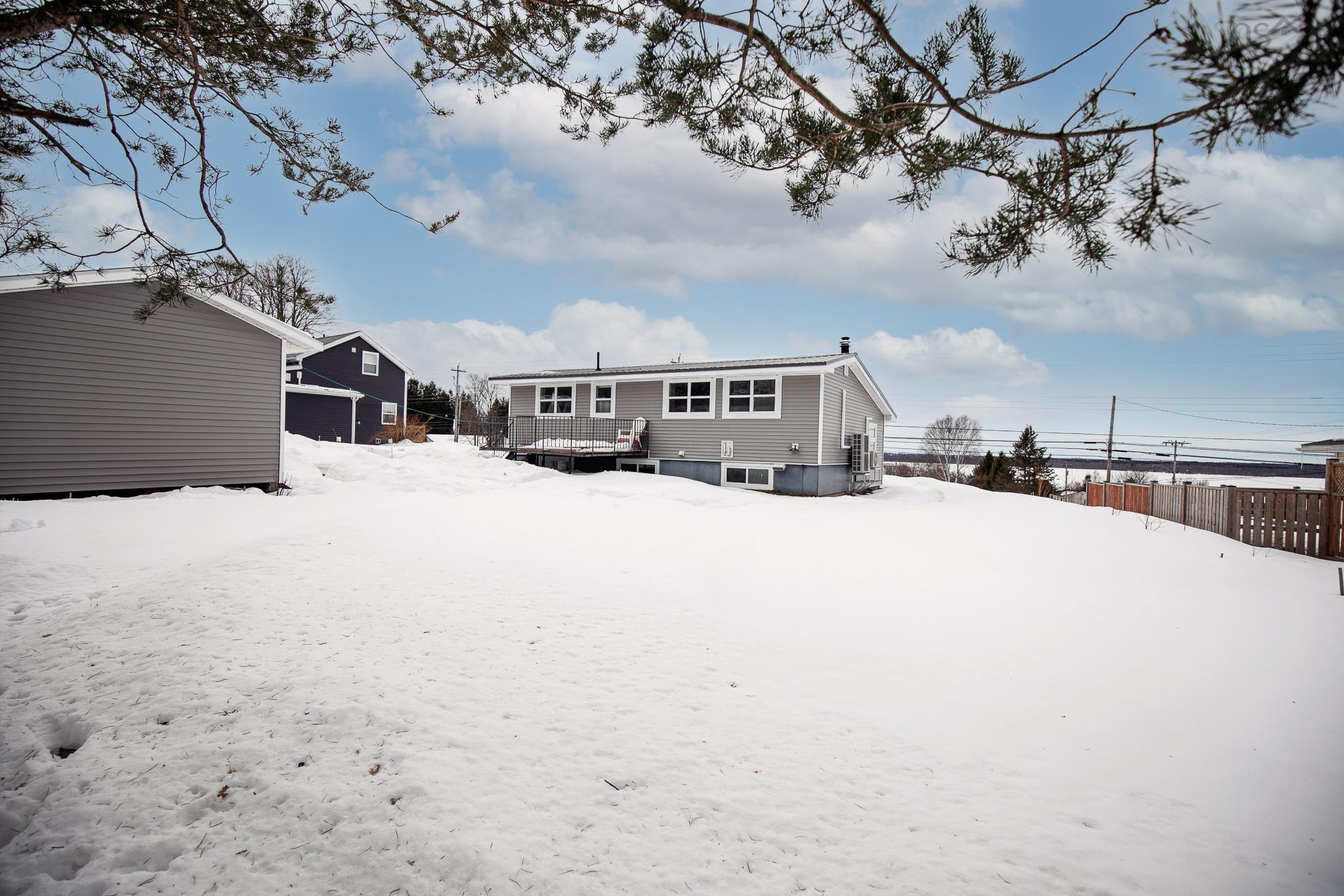 $339,900.00: 255 Victoria Street Street, Amherst