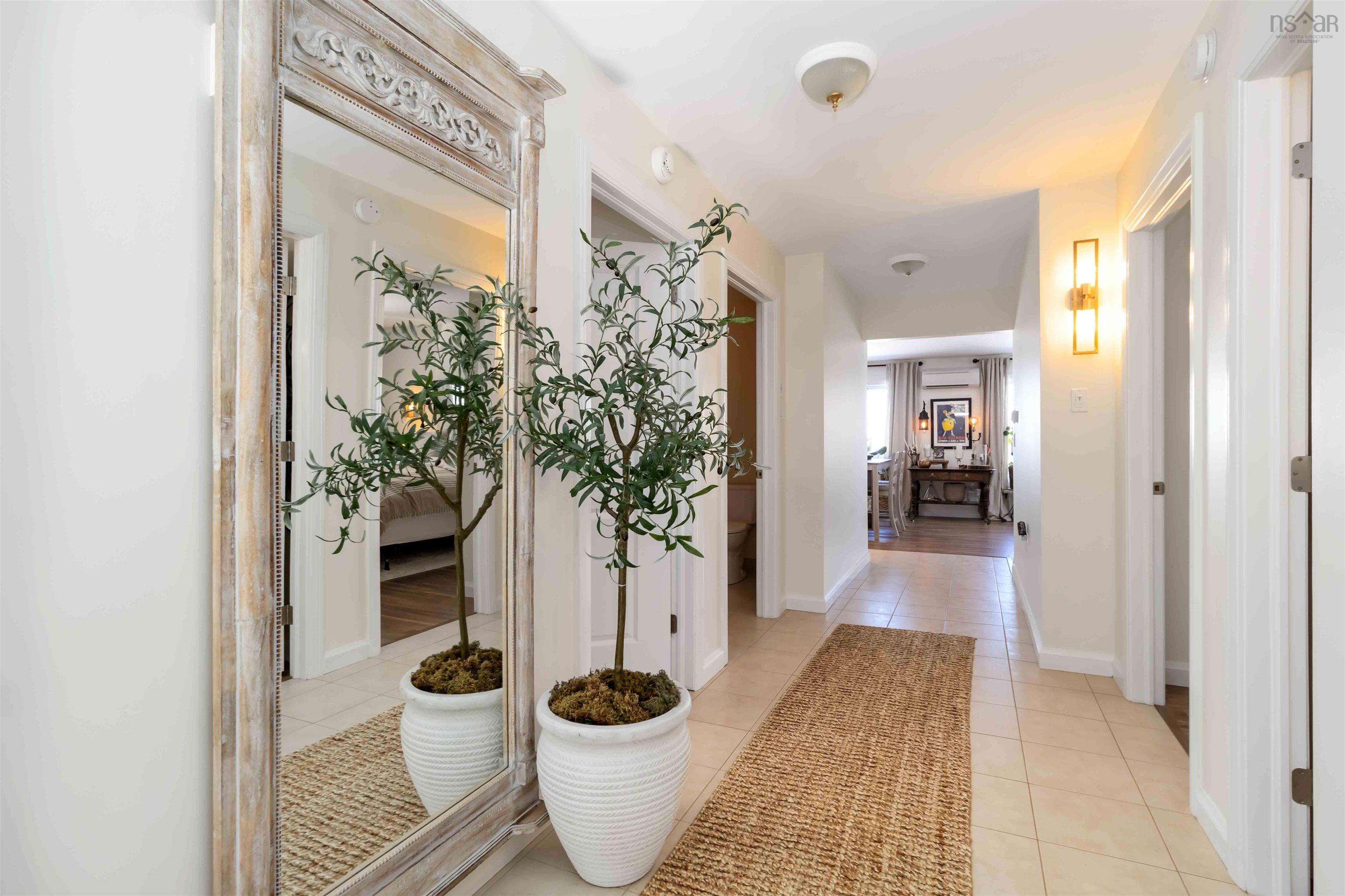 $385,000.00: 4 440 Upper Blandford Road, Deep Cove