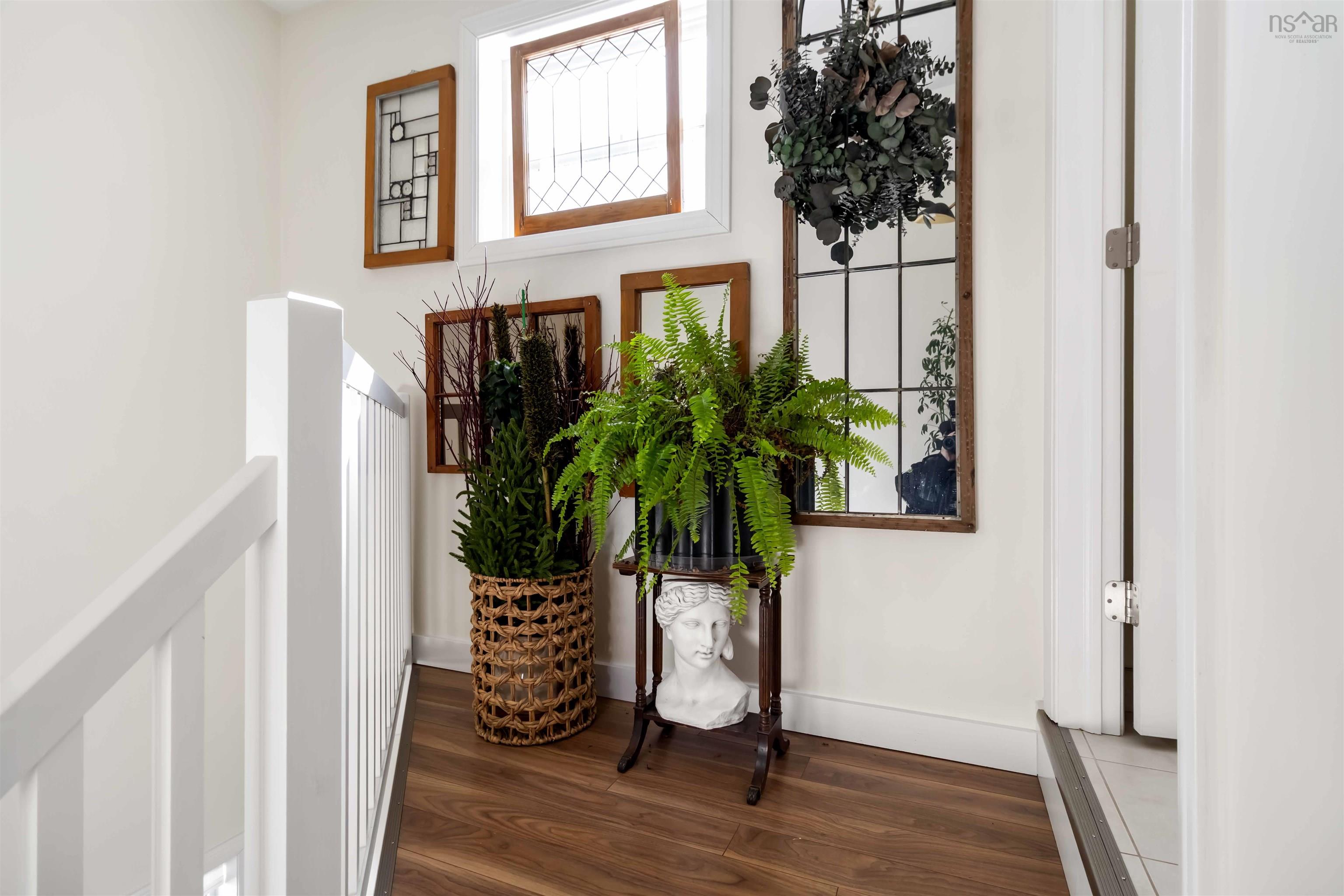 $385,000.00: 4 440 Upper Blandford Road, Deep Cove