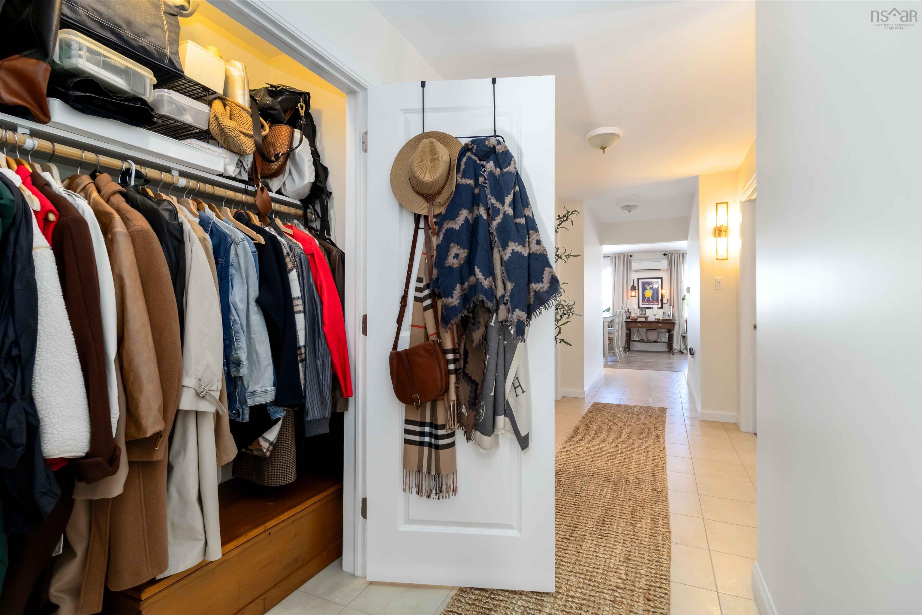 $385,000.00: 4 440 Upper Blandford Road, Deep Cove