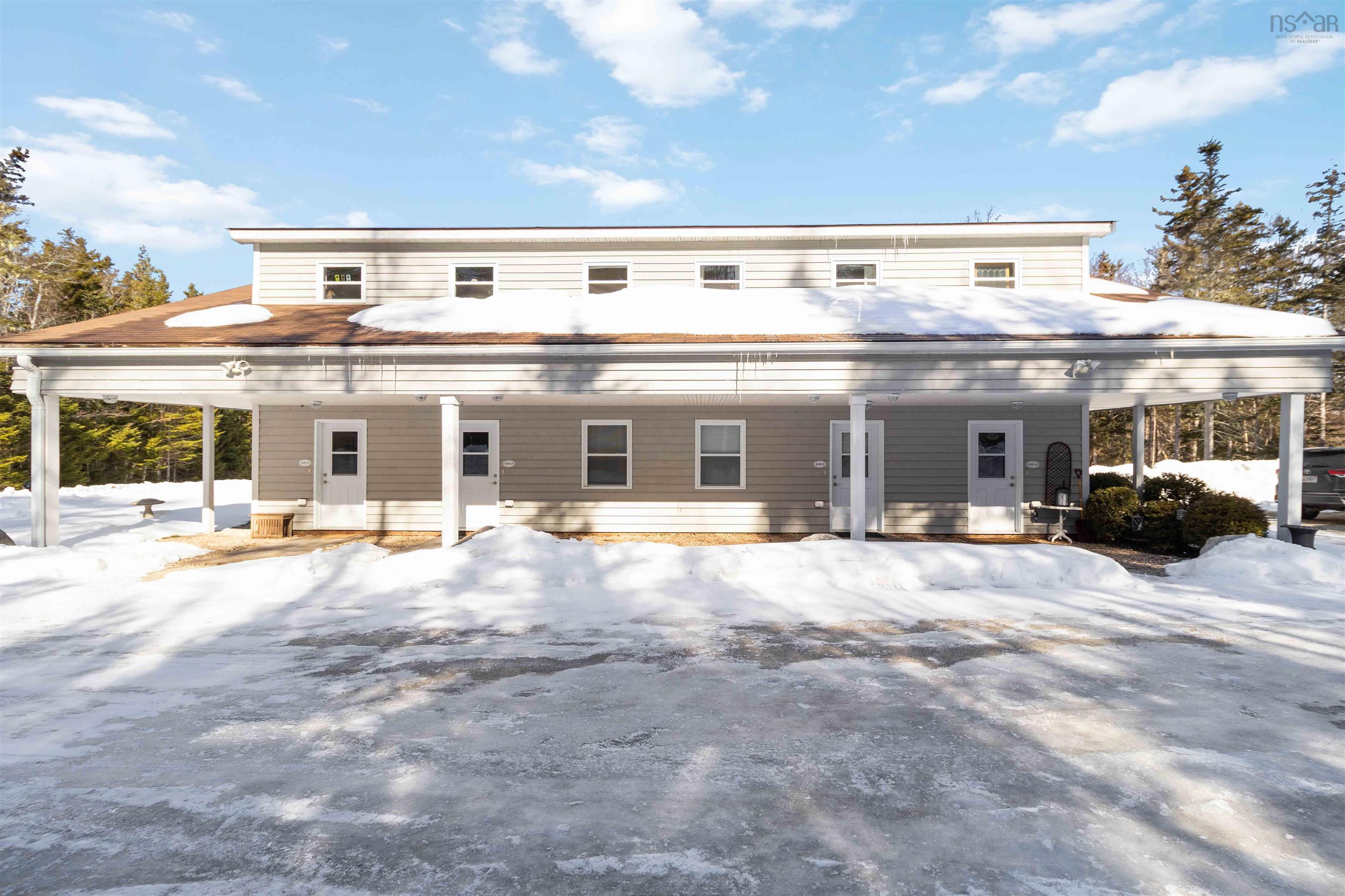 $385,000.00: 4 440 Upper Blandford Road, Deep Cove