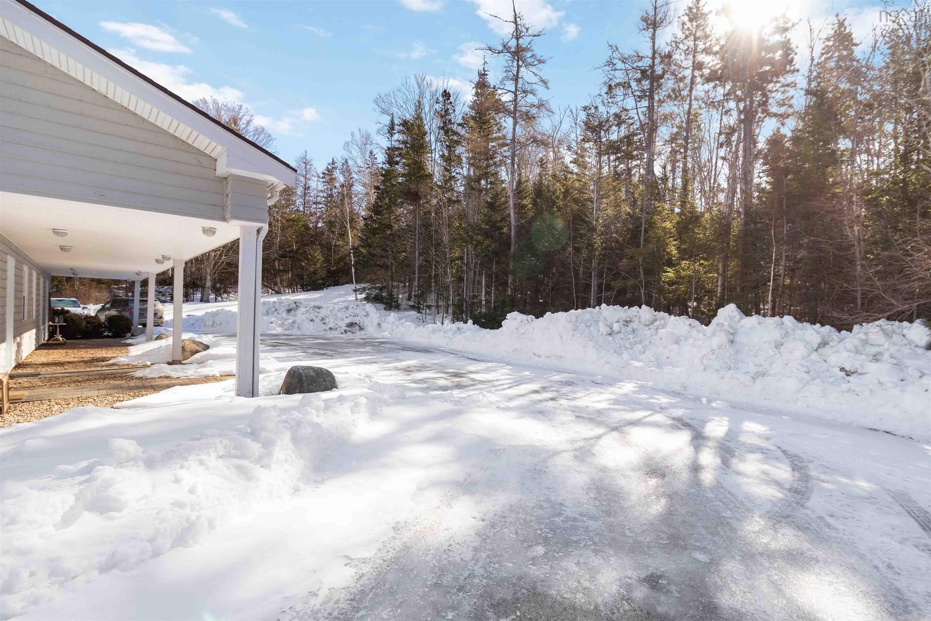 $385,000.00: 4 440 Upper Blandford Road, Deep Cove