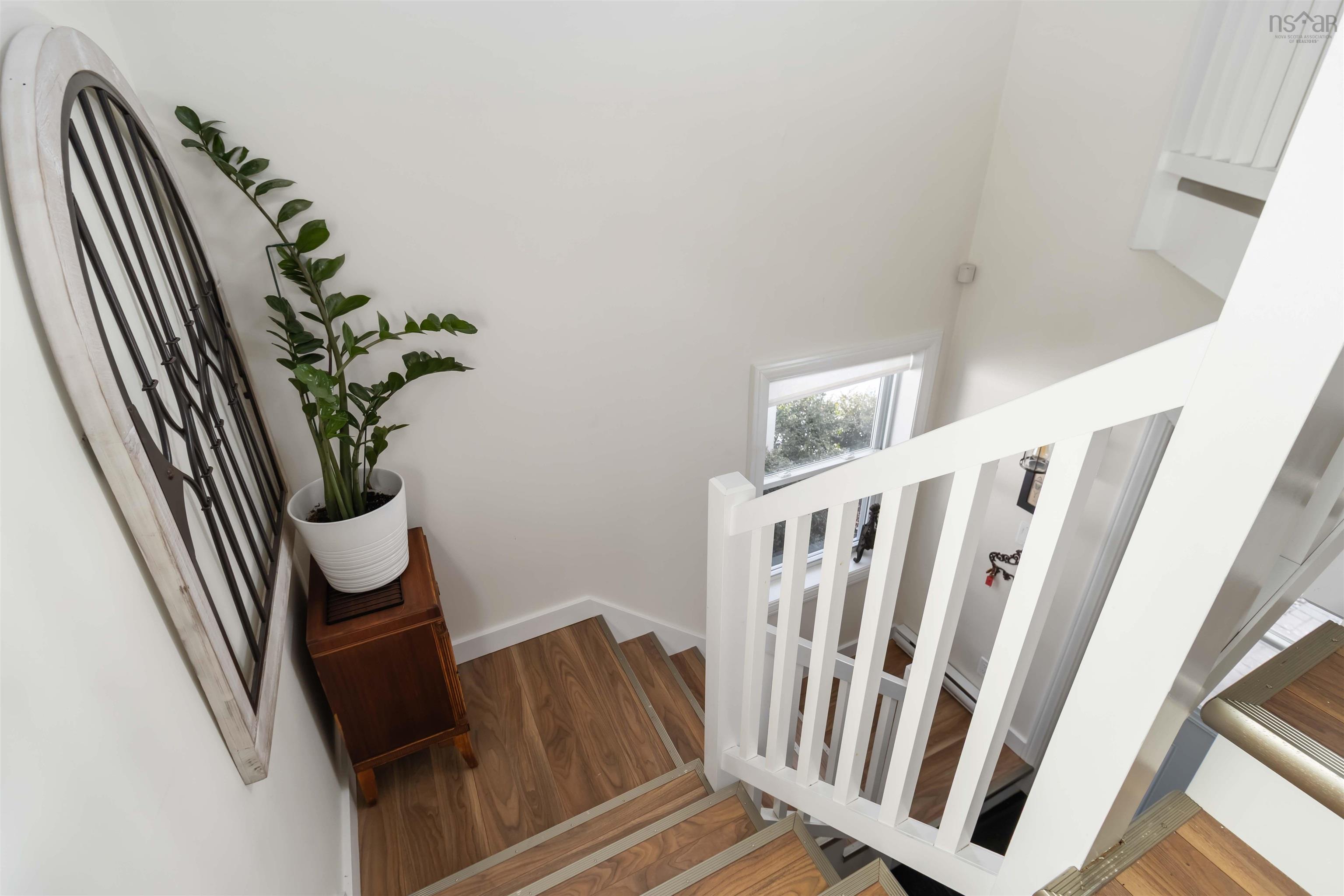 $385,000.00: 4 440 Upper Blandford Road, Deep Cove